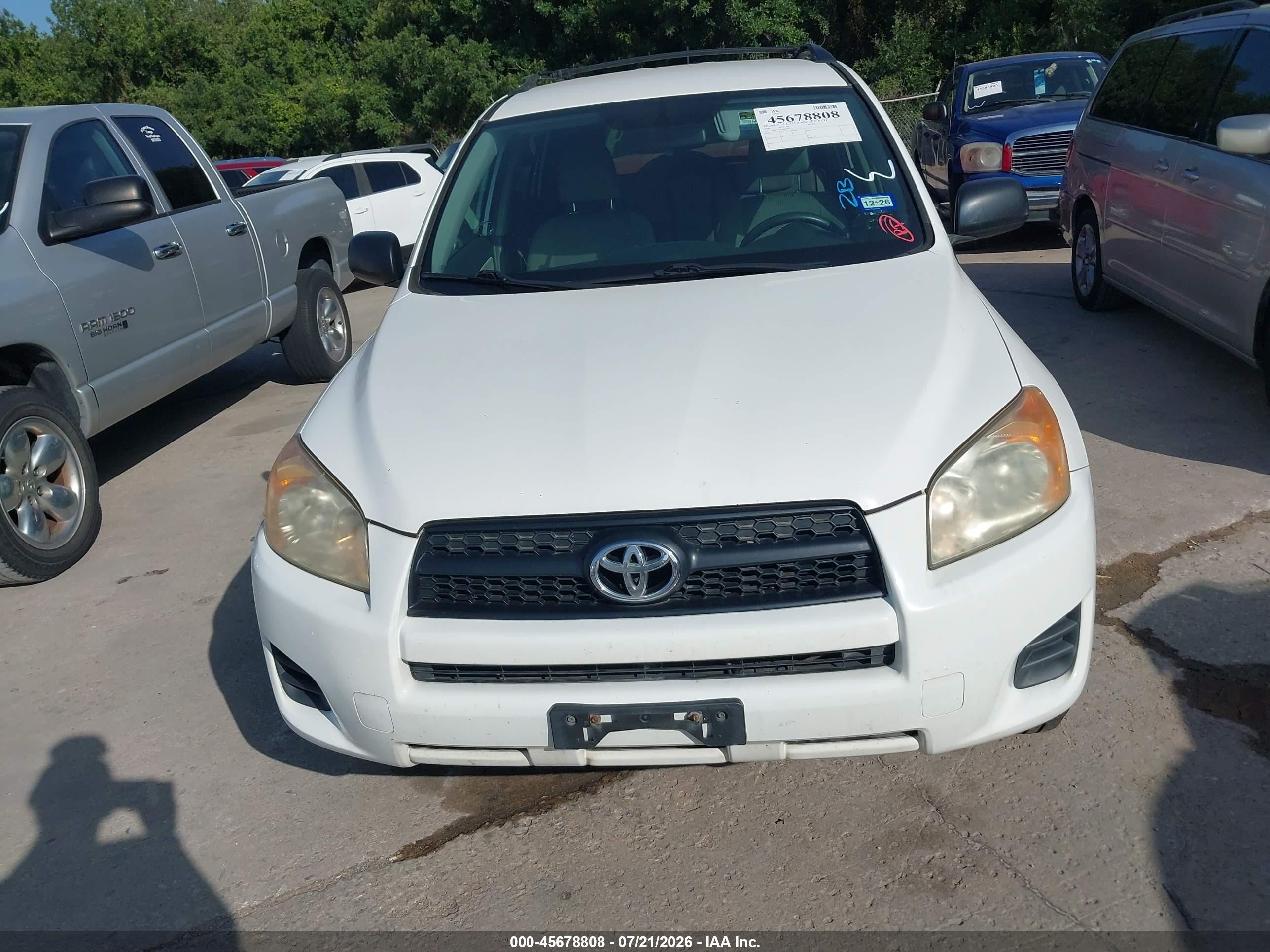 2009 Toyota Rav4   White vin: JTMZF33V19D006054
