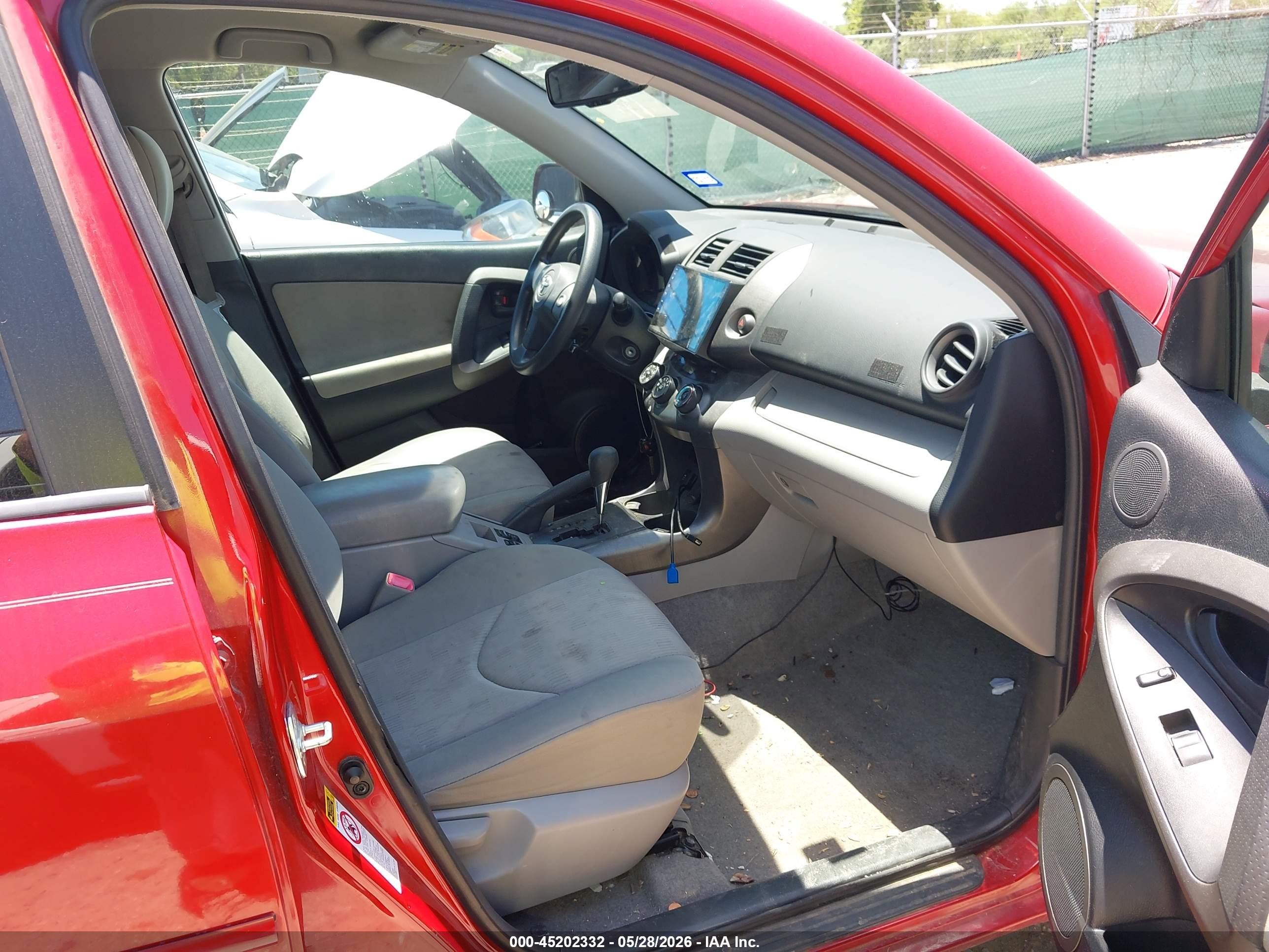 2009 Toyota Rav4   Красный vin: JTMZF33V19D006958