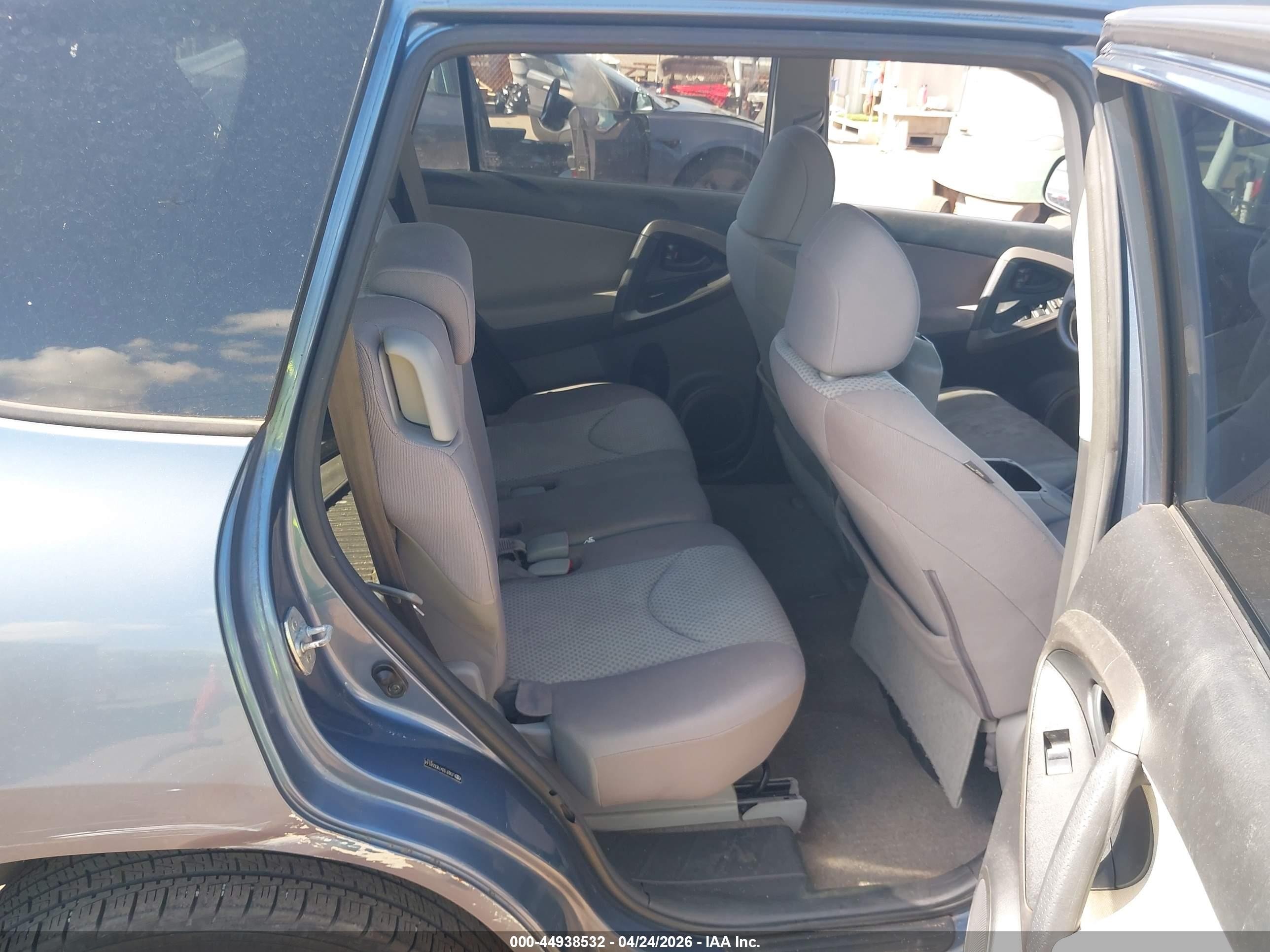 2009 Toyota Rav4   Light Blue vin: JTMZF33V19D008144