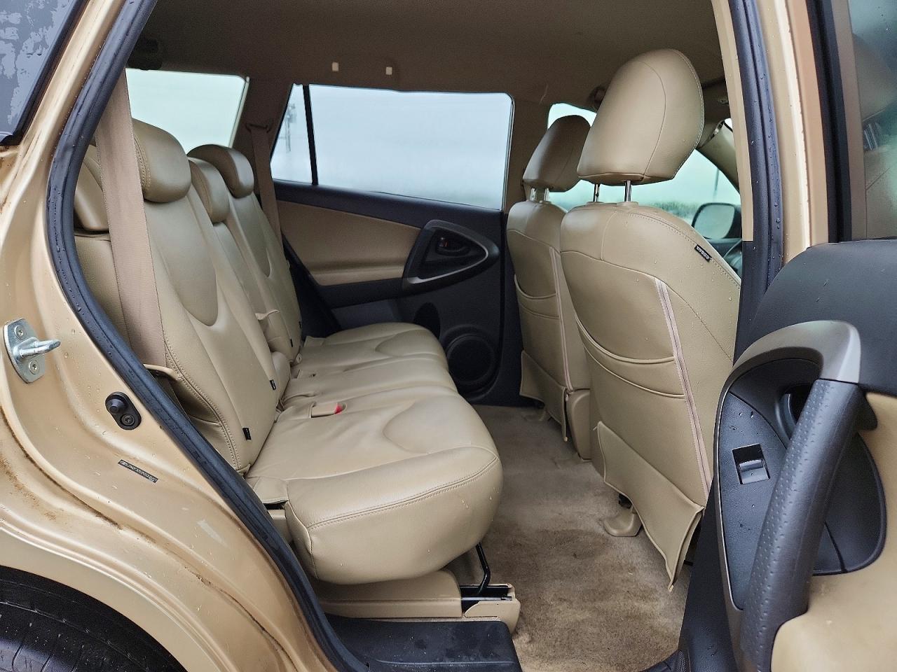 2009 Toyota Rav4 Base Cream vin: JTMZF33V295008227