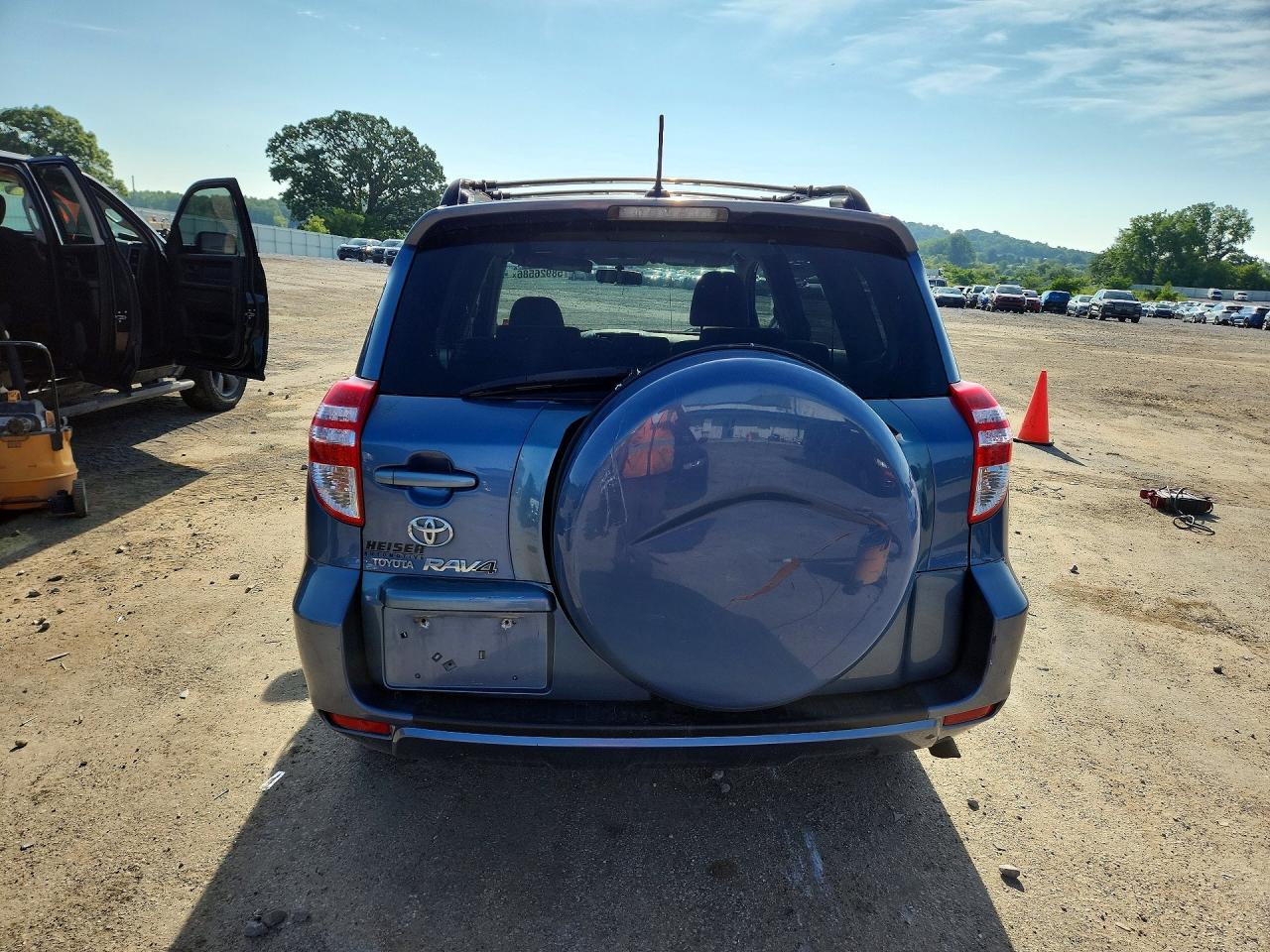 2009 Toyota Rav4 Base Blue vin: JTMZF33V39D003964