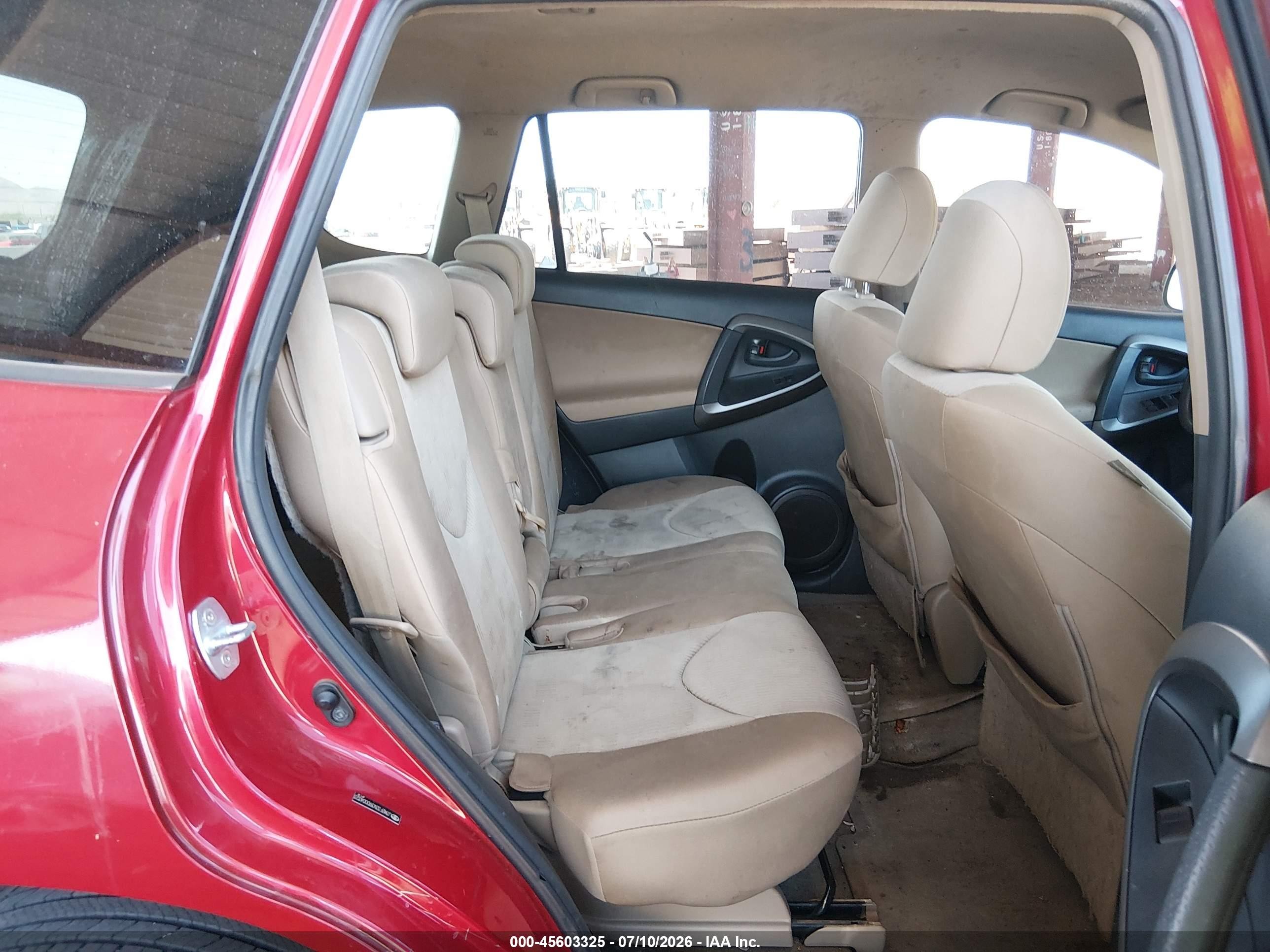 2009 Toyota Rav4   Red vin: JTMZF33V39D004323