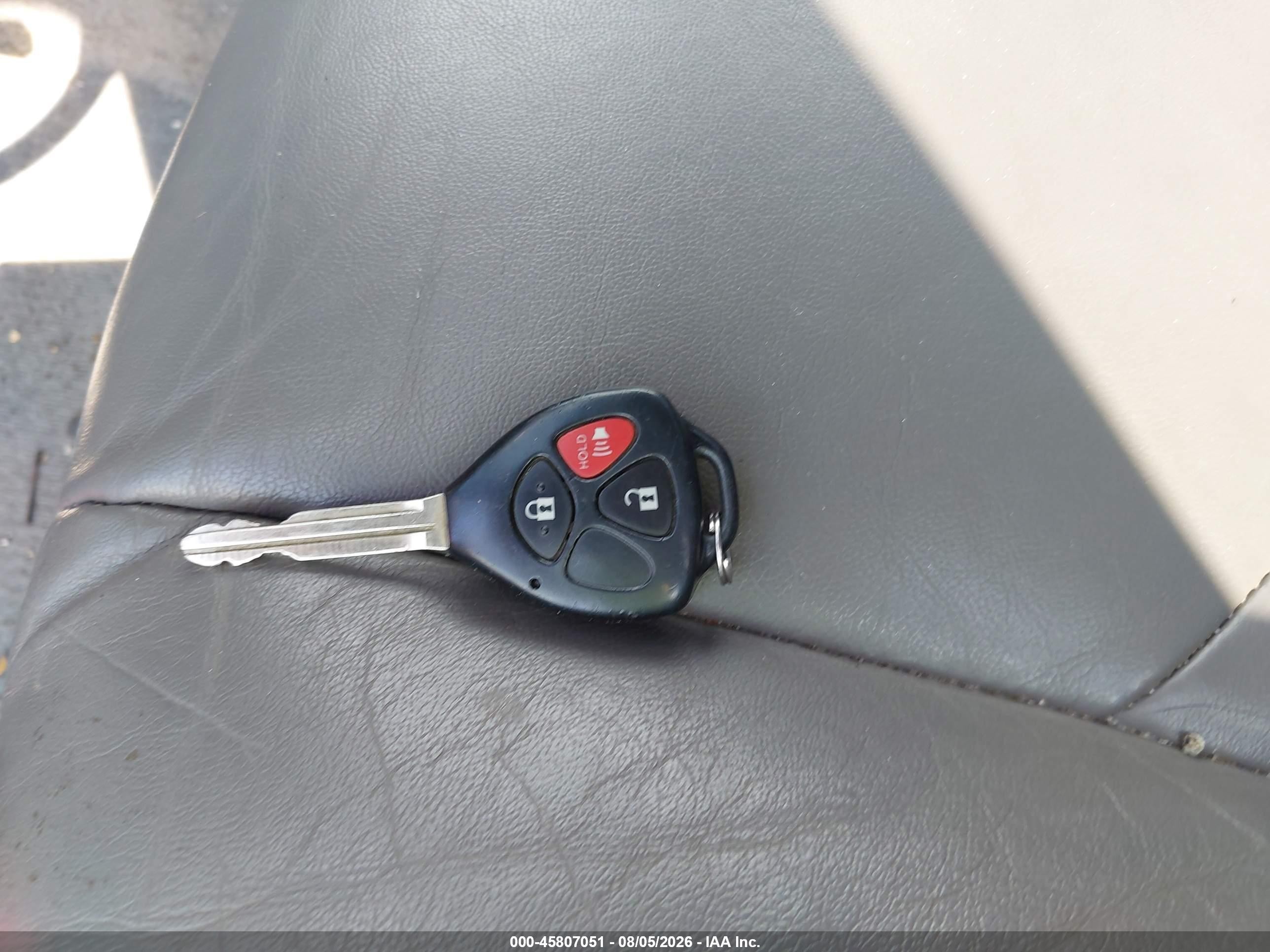 2009 Toyota Rav4 Red vin: JTMZF33V39D007240