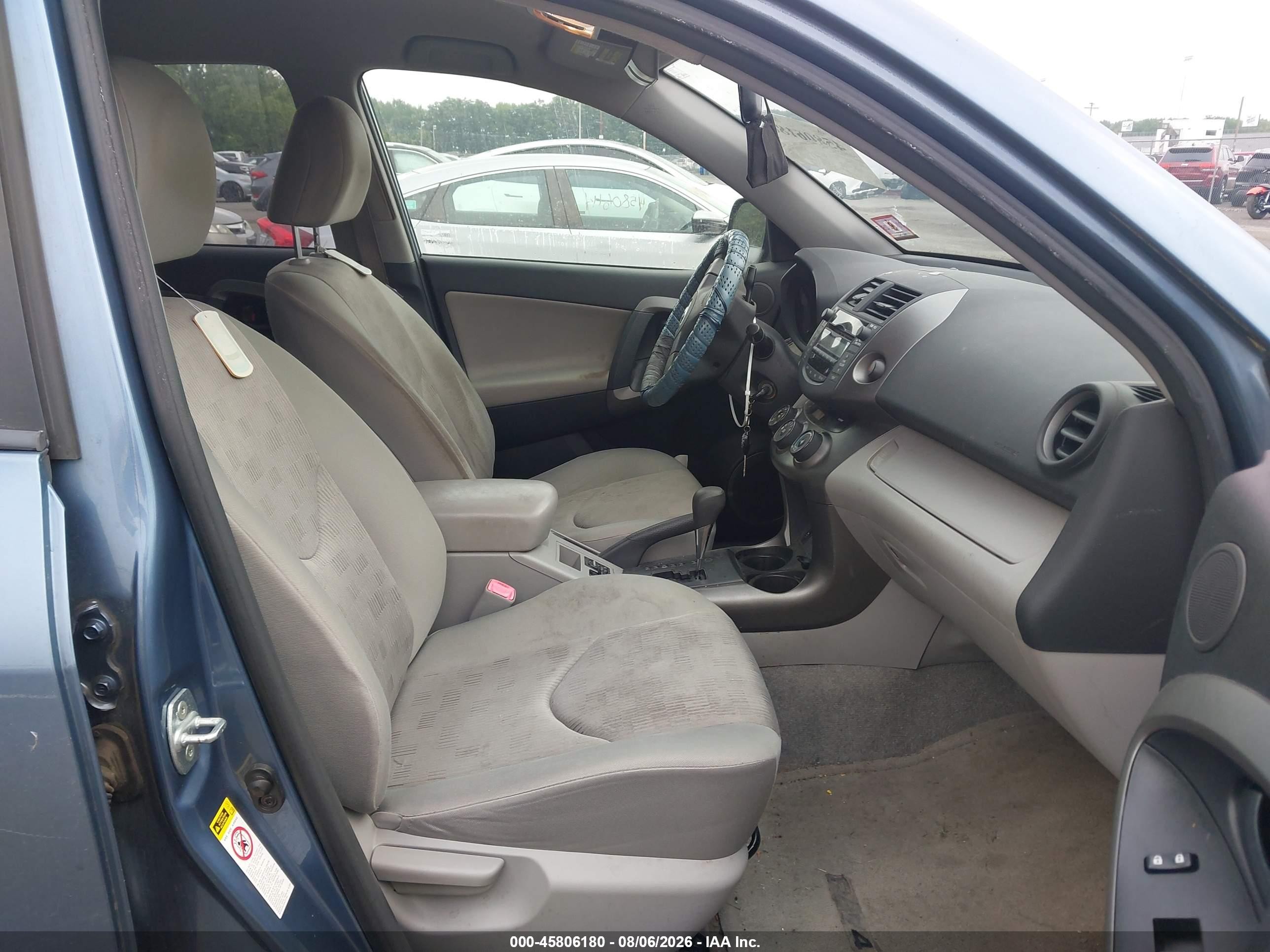 2009 Toyota Rav4   Синий vin: JTMZF33V39D013376