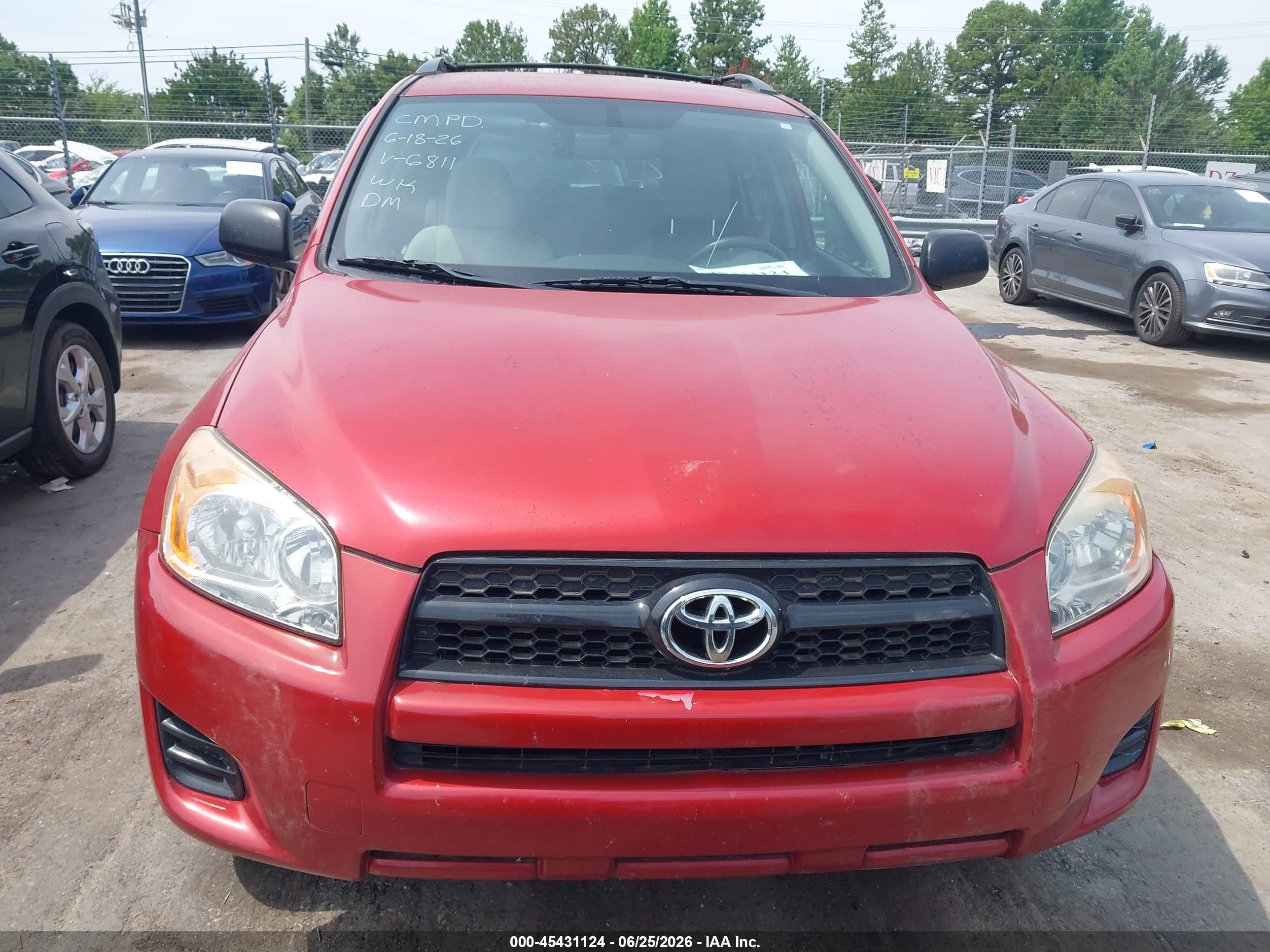 2009 Toyota Rav4 Red vin: JTMZF33V49D006811