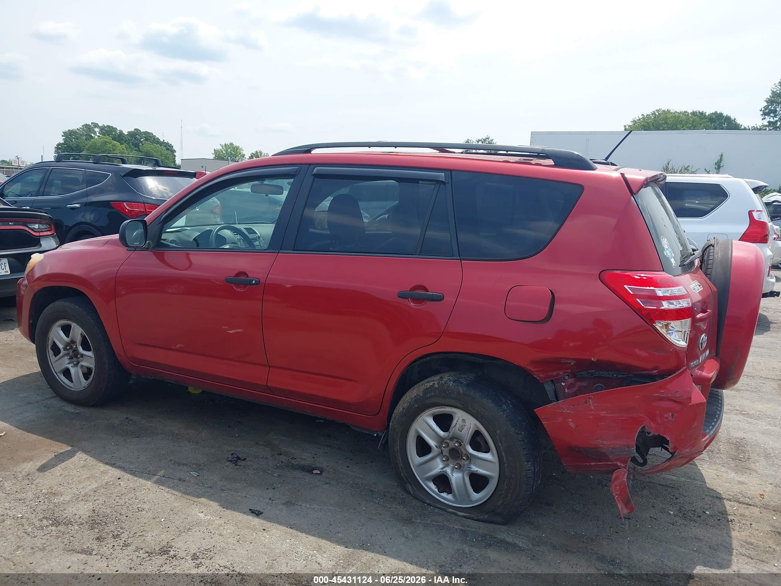 2009 Toyota Rav4 Red vin: JTMZF33V49D006811