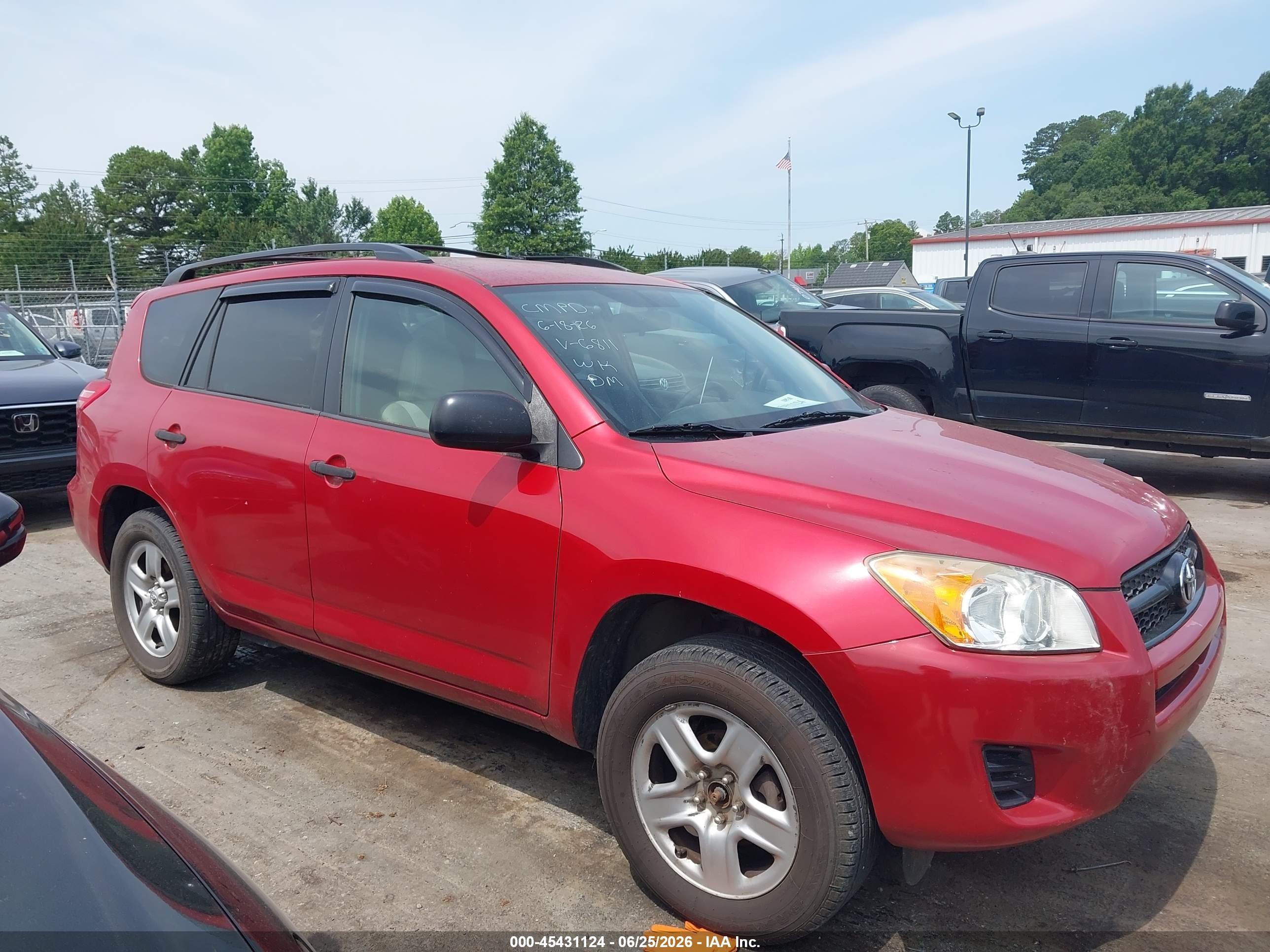 2009 Toyota Rav4 Red vin: JTMZF33V49D006811