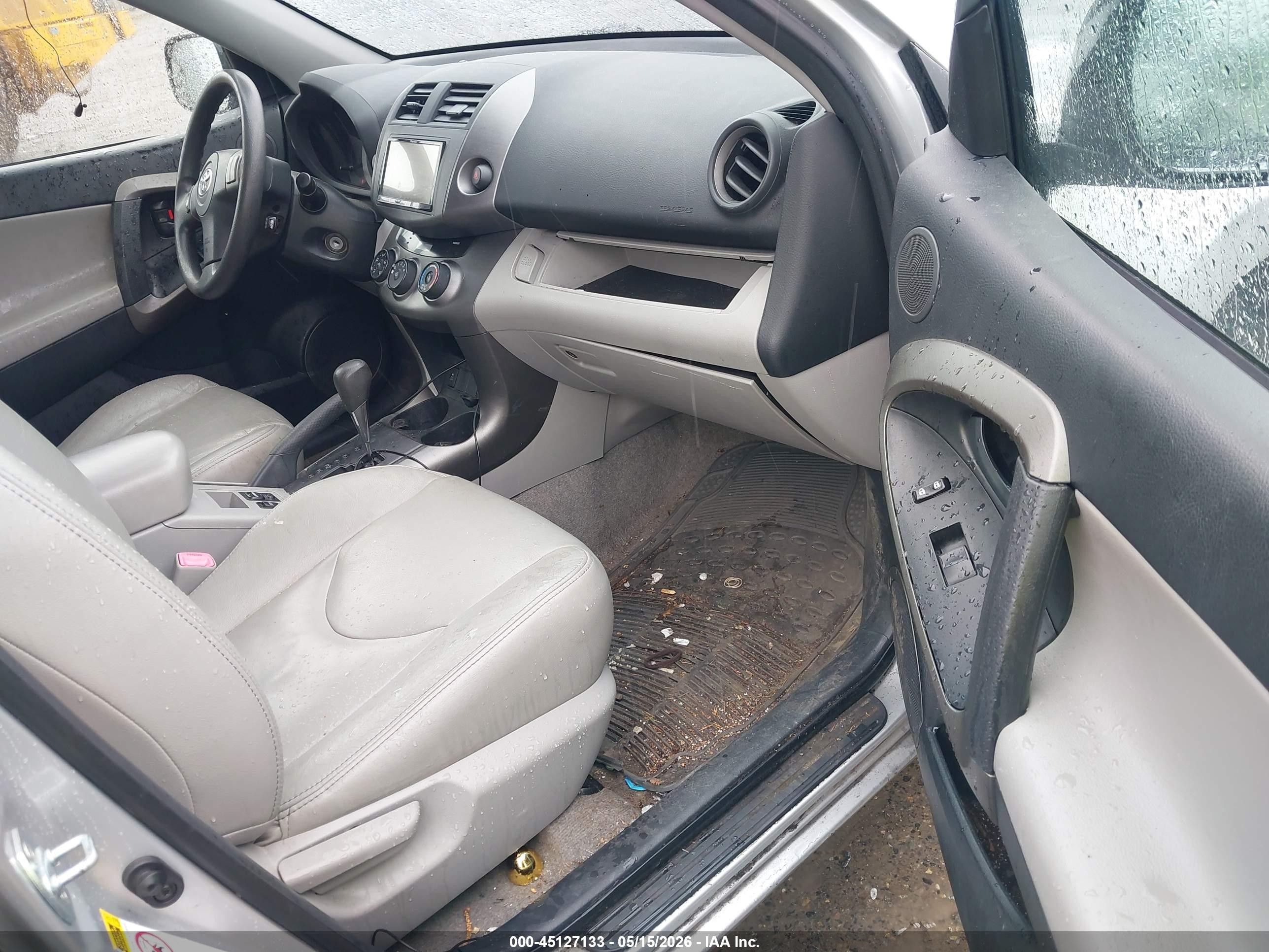 2009 Toyota Rav4   Silver vin: JTMZF33V59D002699