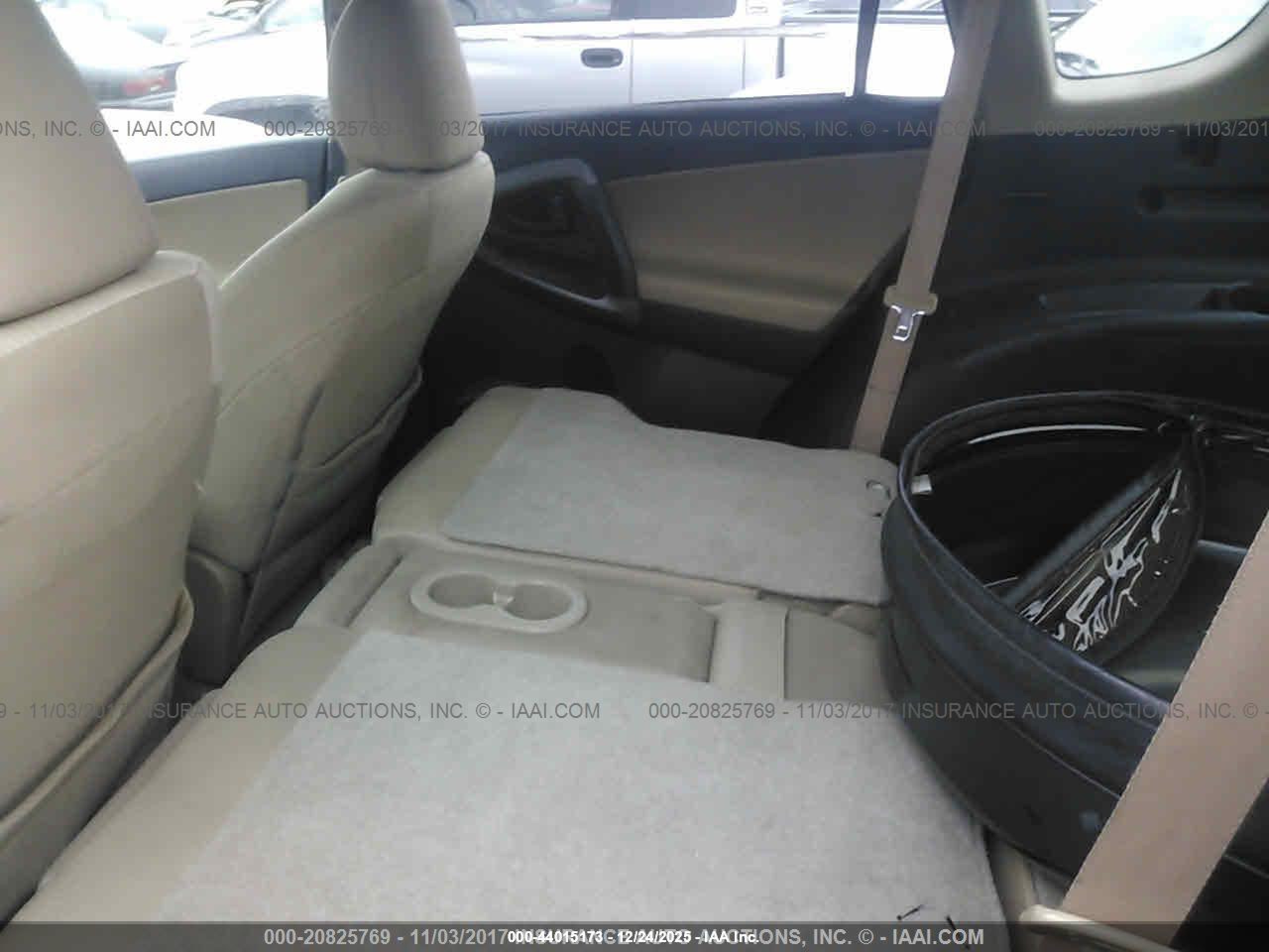 2009 Toyota Rav4   Черный vin: JTMZF33V695014063