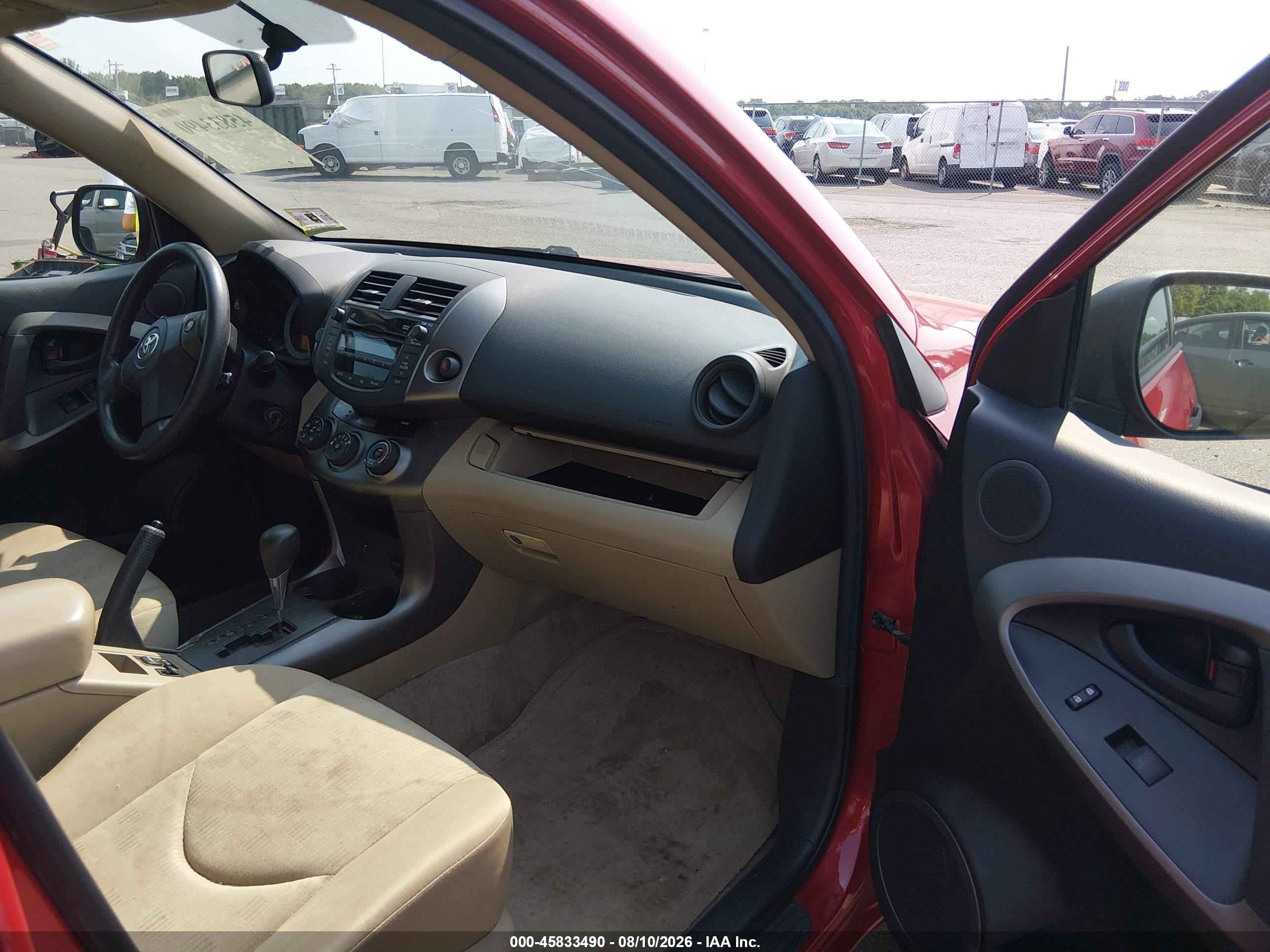 2009 Toyota Rav4   Red vin: JTMZF33V69D014537