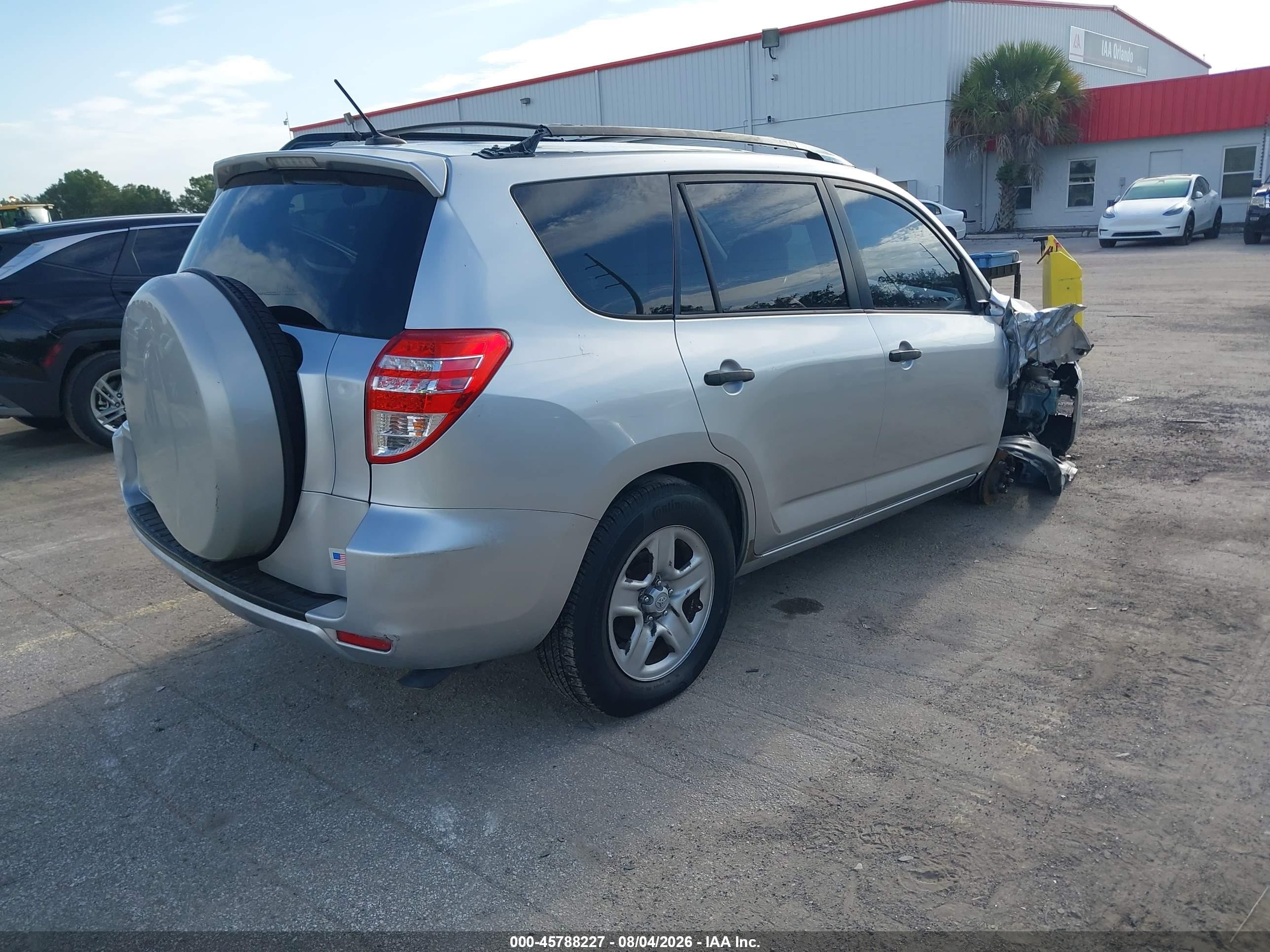 2009 Toyota Rav4   Silver vin: JTMZF33V69D014621