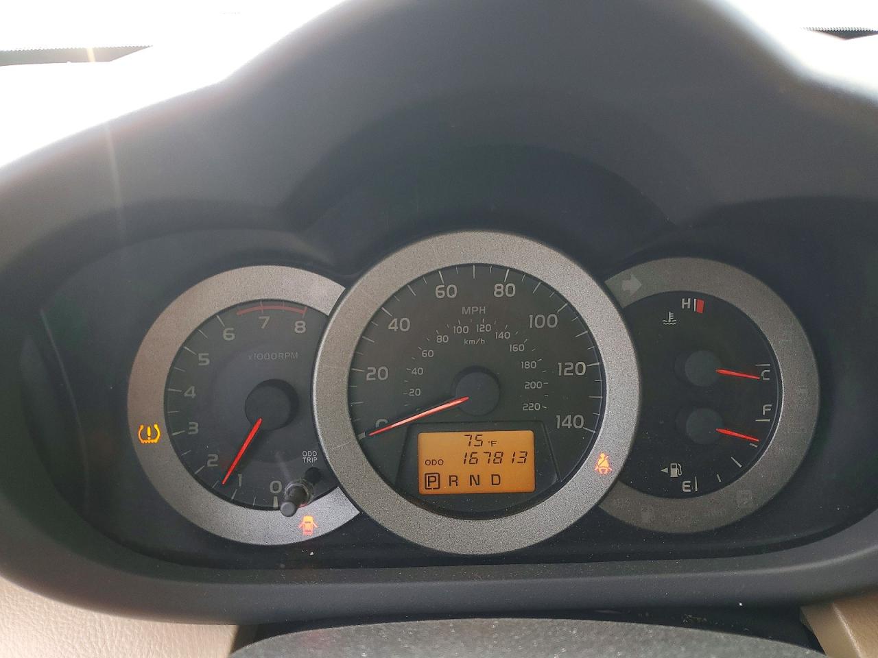 2009 Toyota Rav4 Base White vin: JTMZF33V79D004471