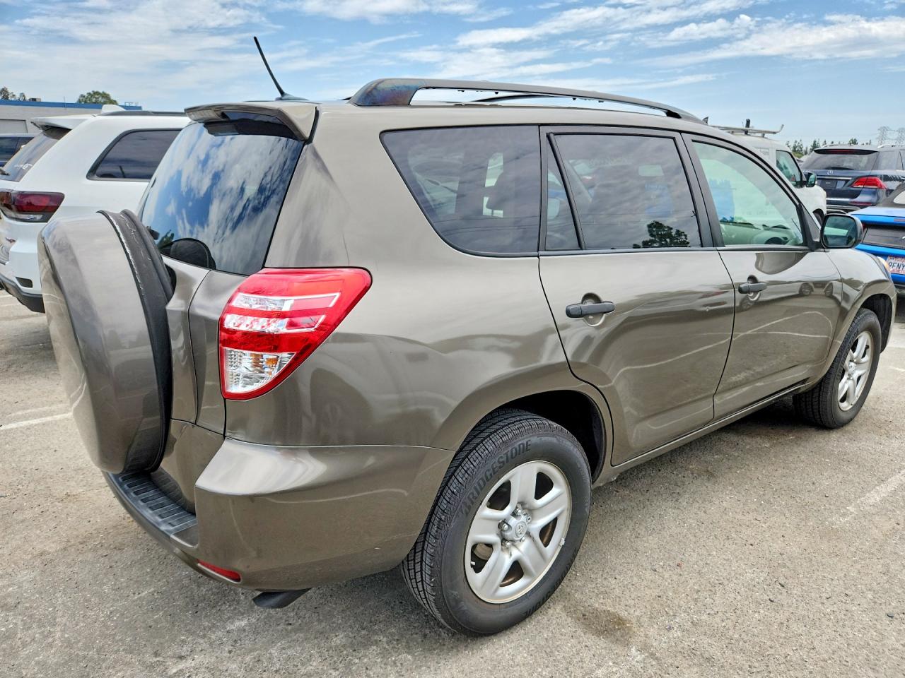 2009 Toyota Rav4 Base Brown vin: JTMZF33V89D008741