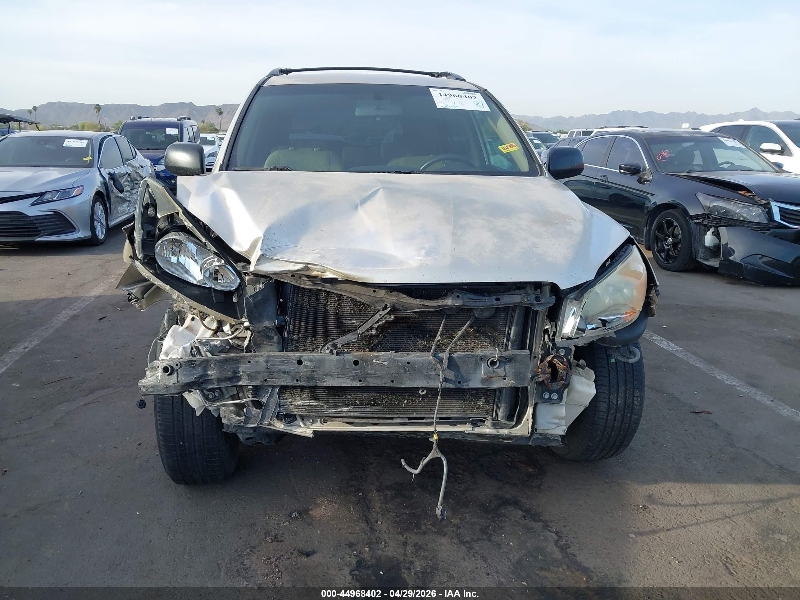 2009 Toyota Rav4   Gold vin: JTMZF33V89D013762