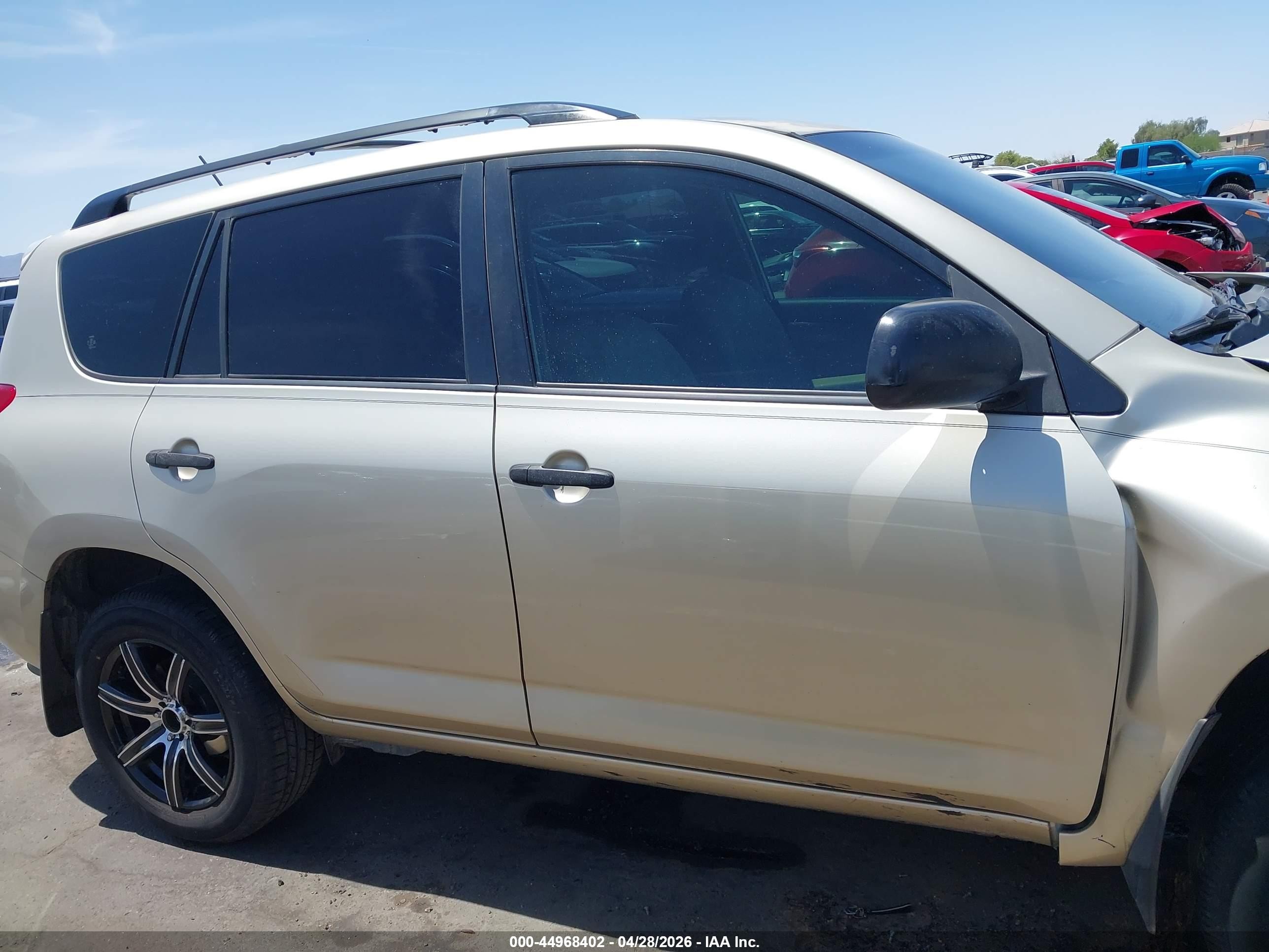 2009 Toyota Rav4   Gold vin: JTMZF33V89D013762