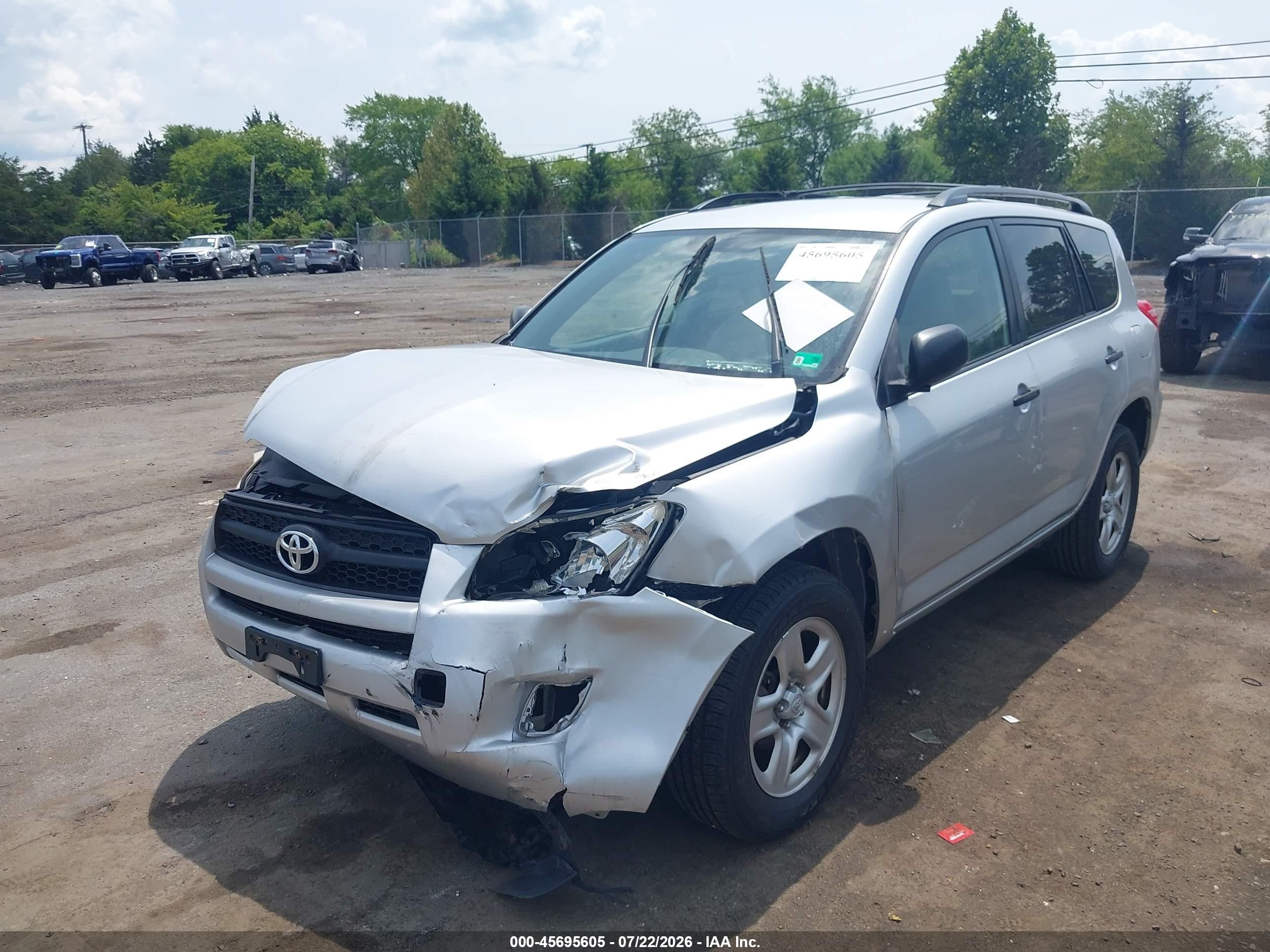 2009 Toyota Rav4 Серебряный vin: JTMZF33V89D013826