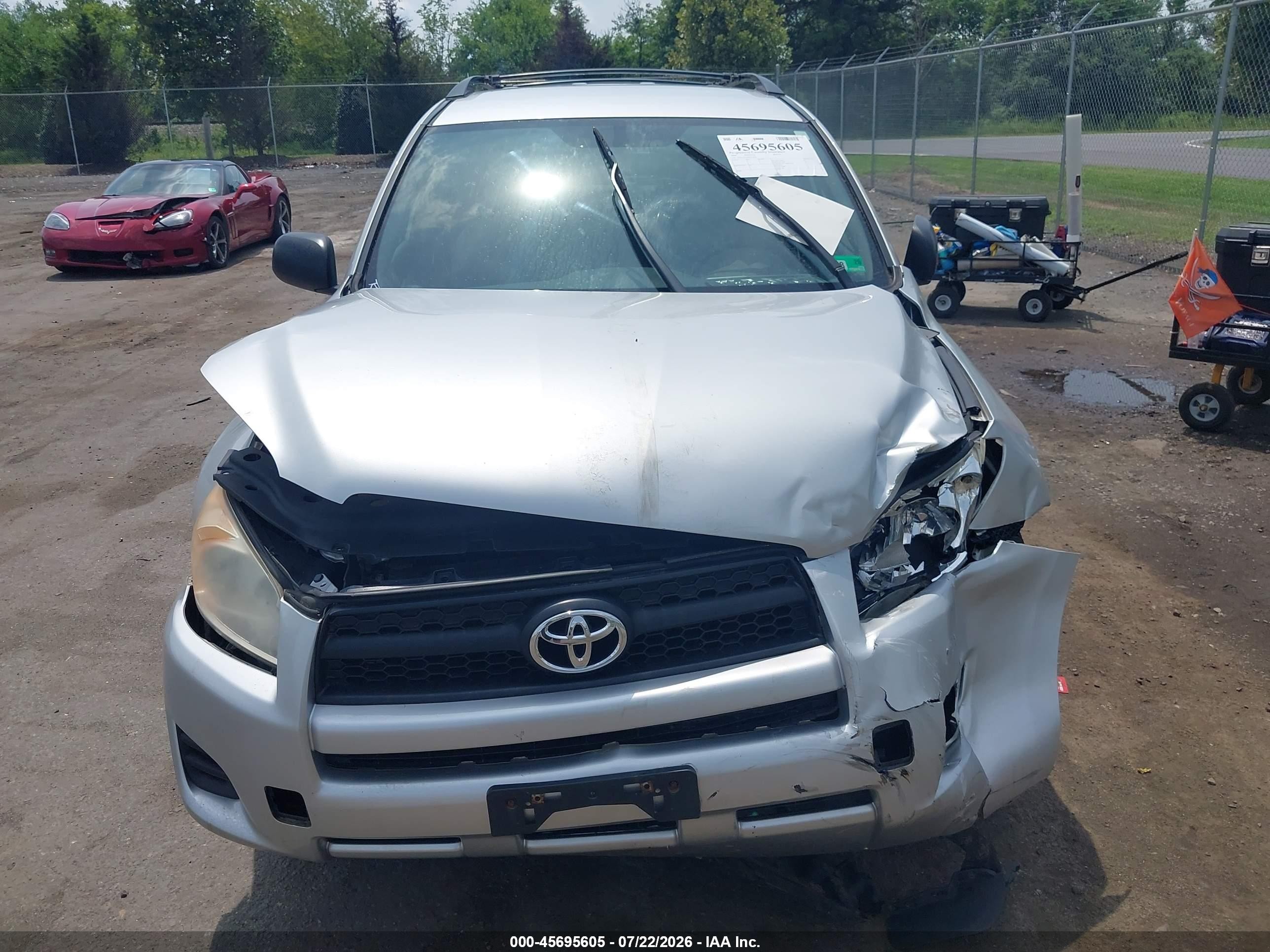 2009 Toyota Rav4 Серебряный vin: JTMZF33V89D013826