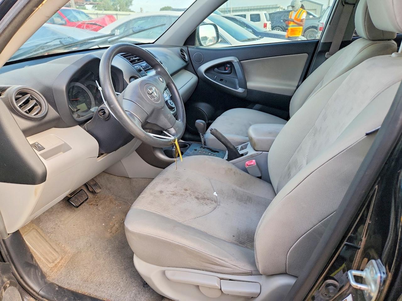 2009 Toyota Rav4 Base Black vin: JTMZF33V99D009106