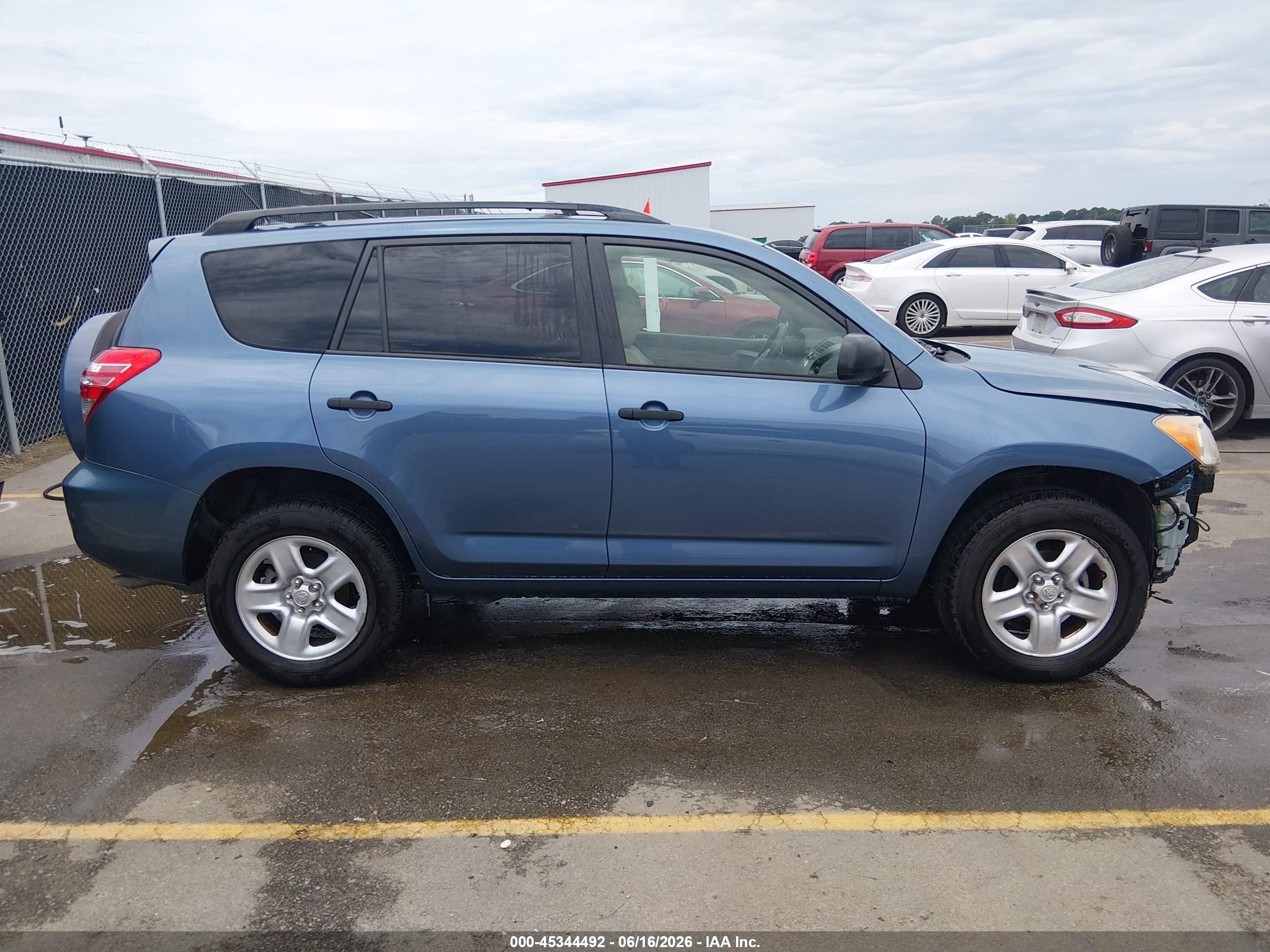 2009 Toyota Rav4   Blue vin: JTMZF33VX95008900