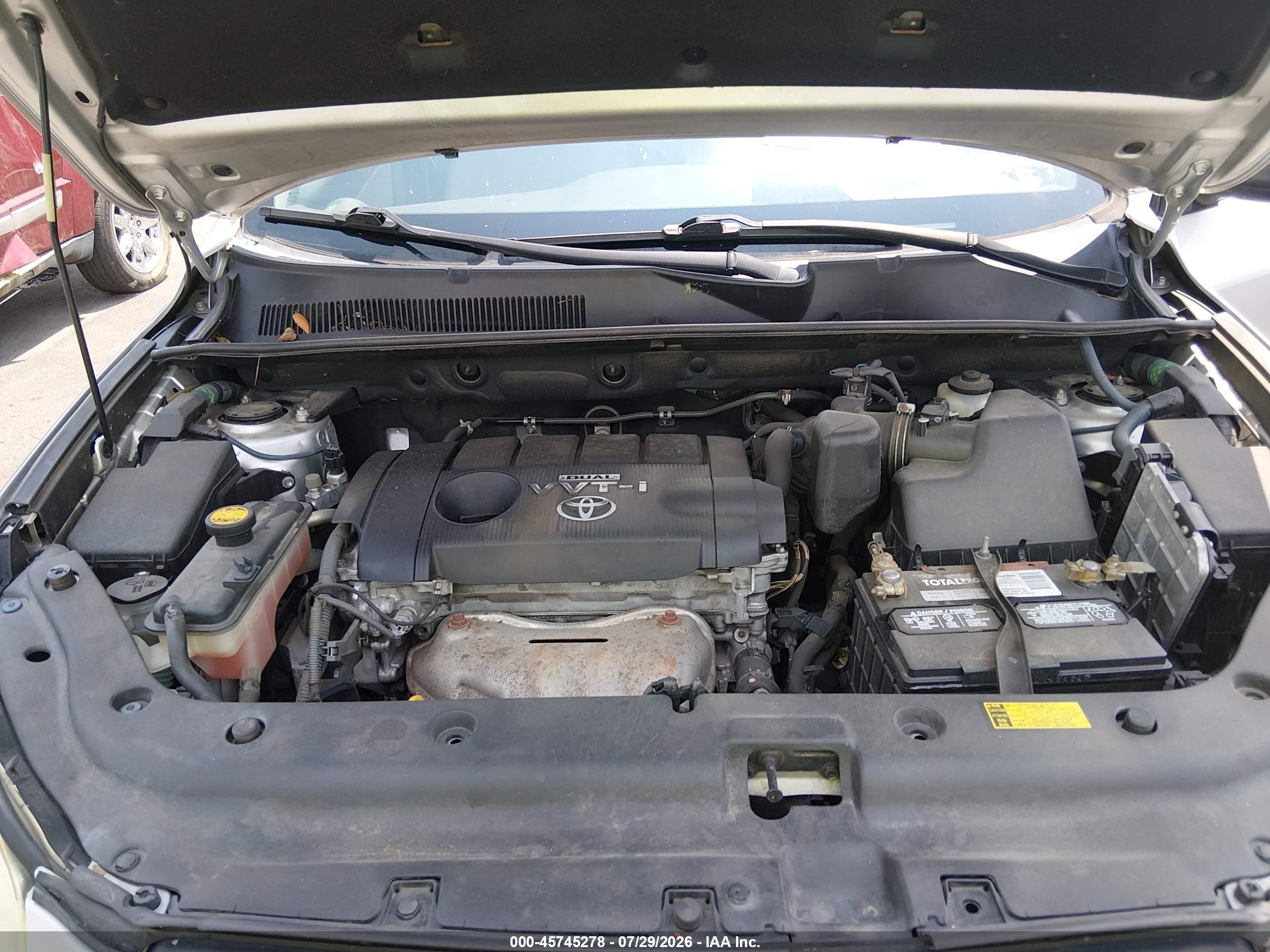 2009 Toyota Rav4   Silver vin: JTMZF33VX95009111