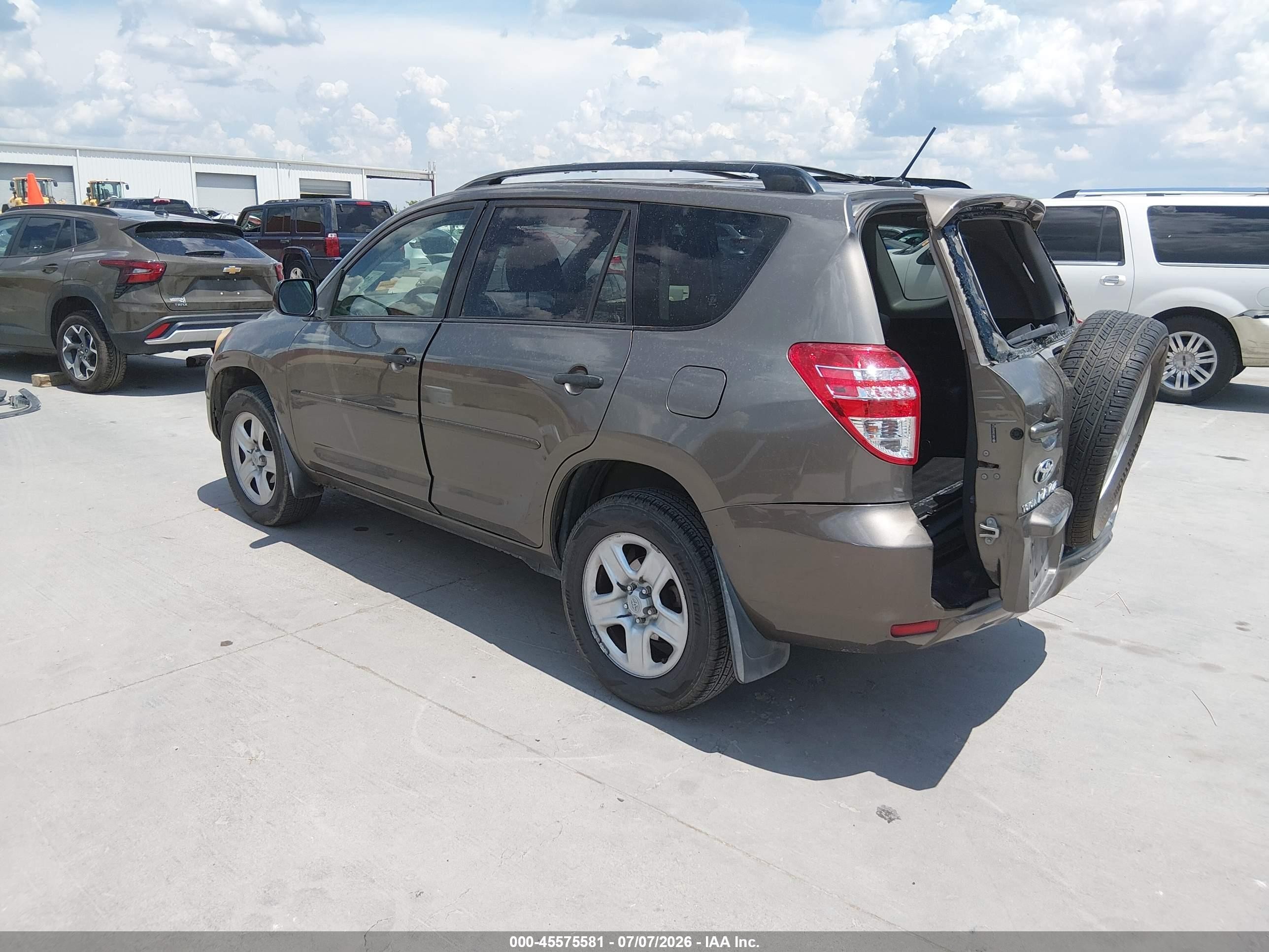 2009 Toyota Rav4   Серый vin: JTMZF33VX95013126