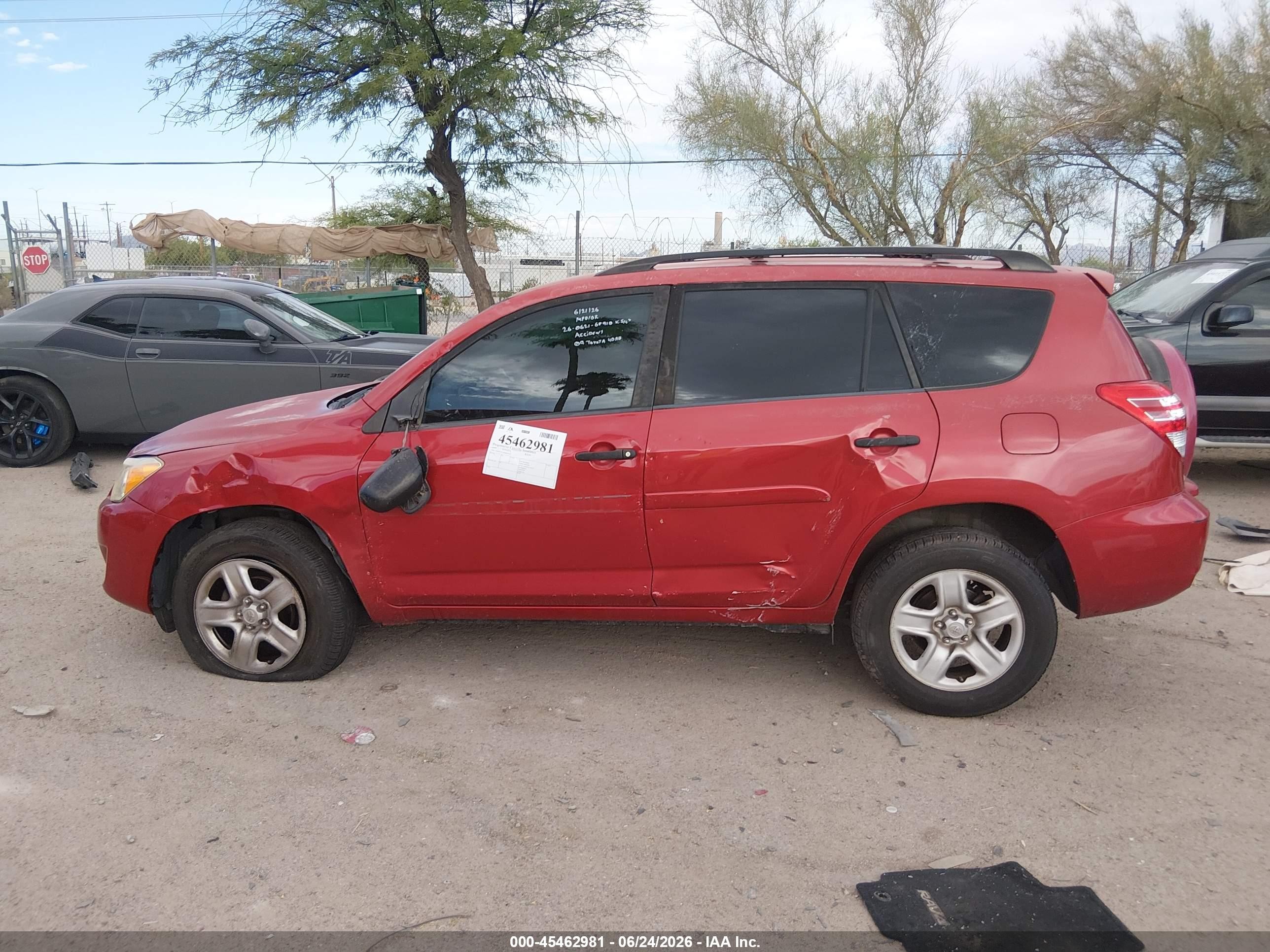 2009 Toyota Rav4   Red vin: JTMZF33VX9D010474