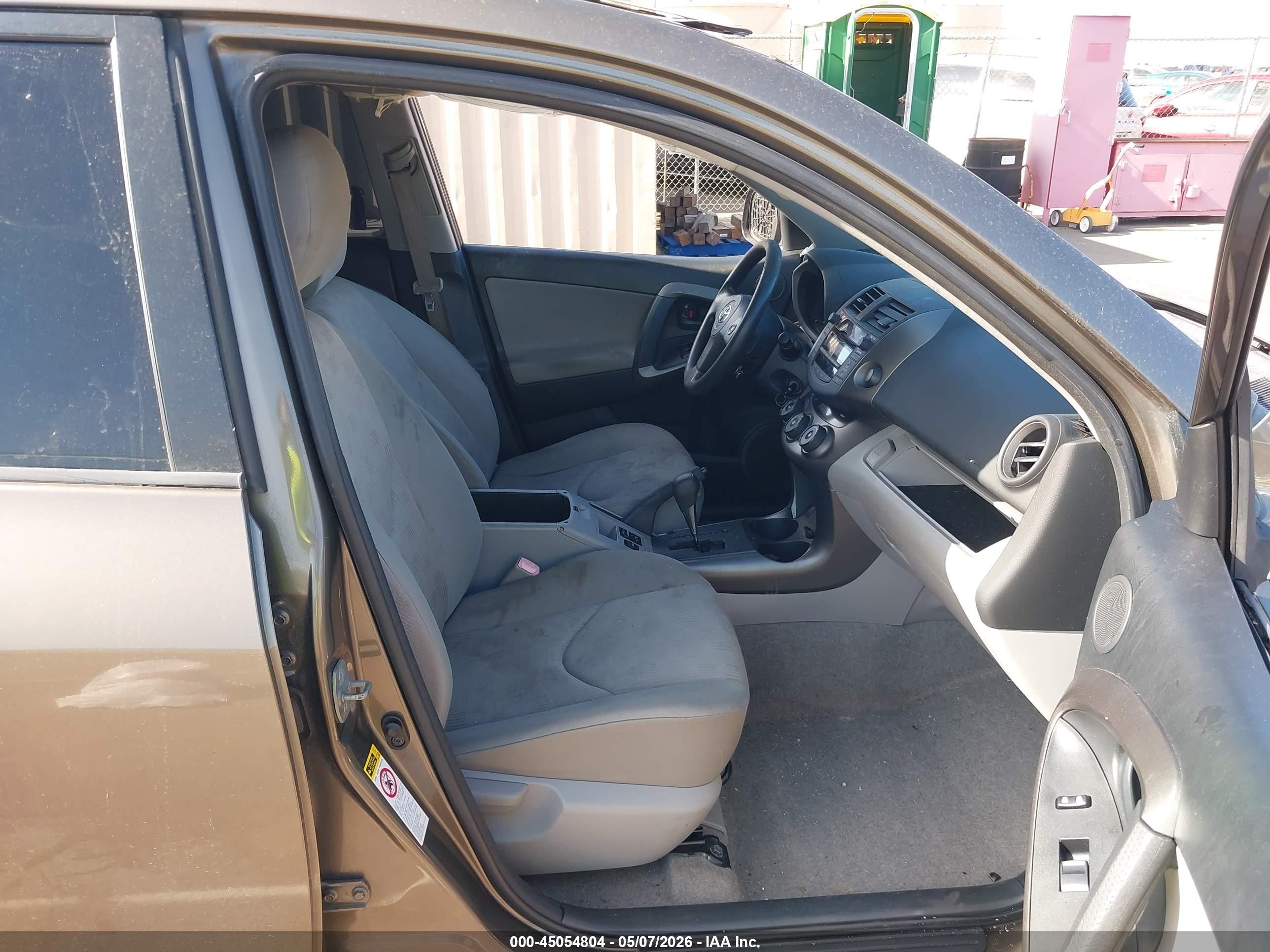 2009 Toyota Rav4   Brown vin: JTMZF33VX9D011611