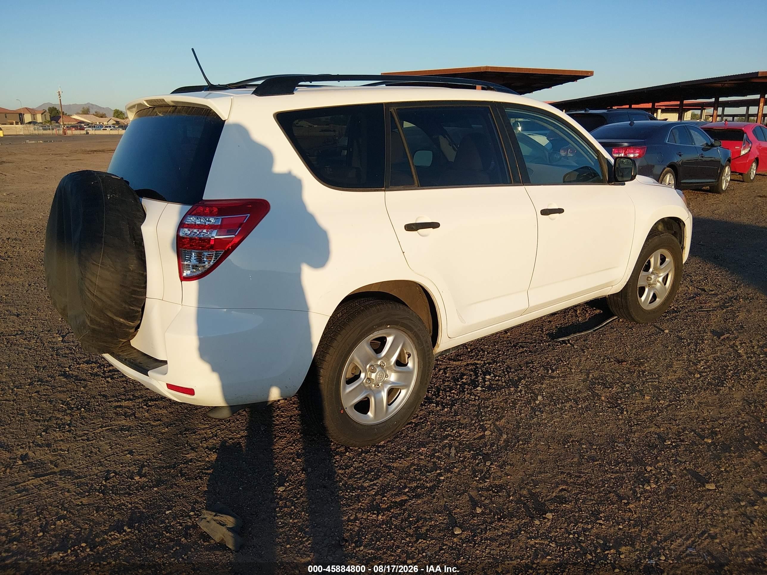 2009 Toyota Rav4   White vin: JTMZF35V395006970