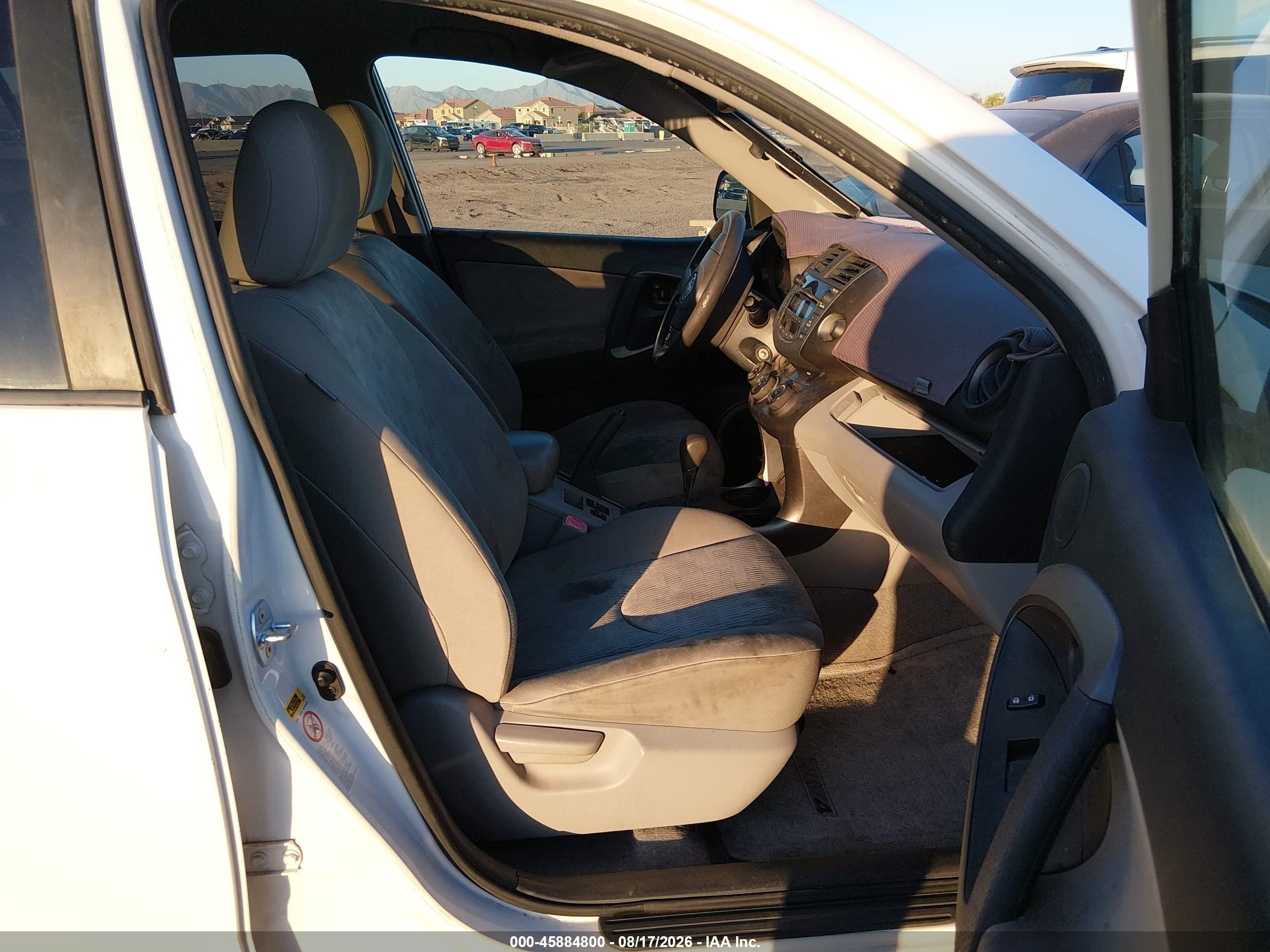 2009 Toyota Rav4   White vin: JTMZF35V395006970