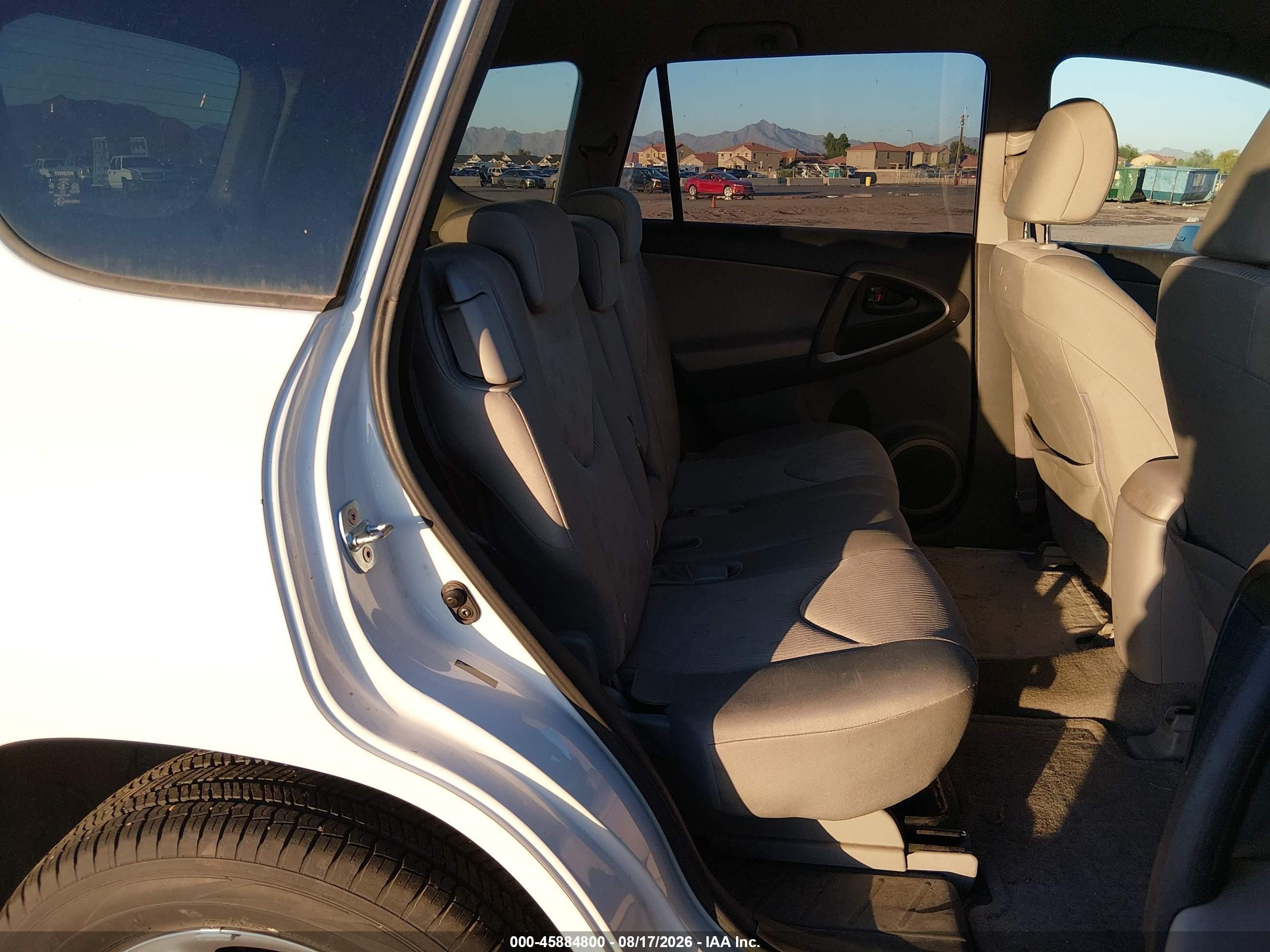 2009 Toyota Rav4   White vin: JTMZF35V395006970