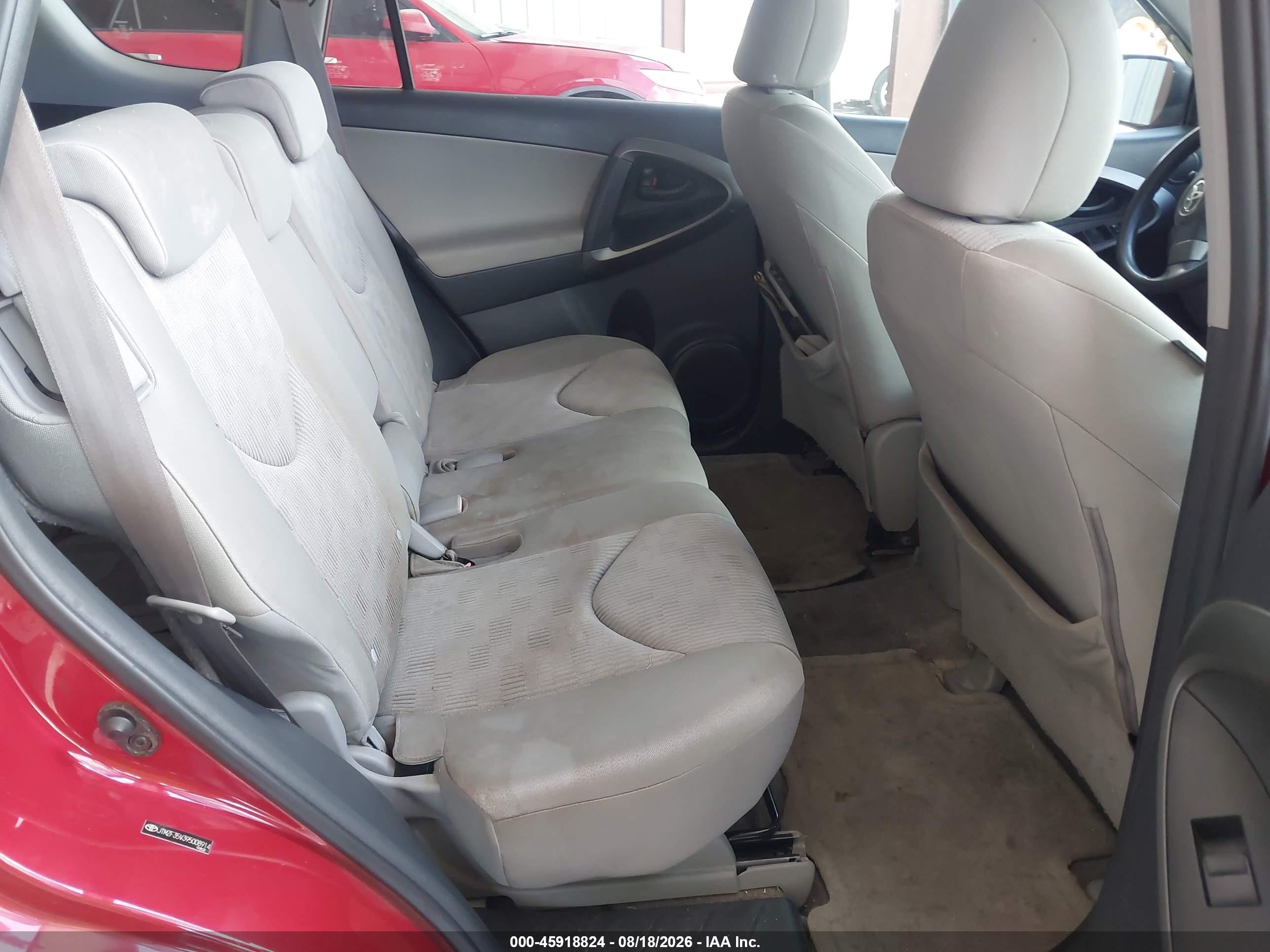 2009 Toyota Rav4   Red vin: JTMZF35V395008914