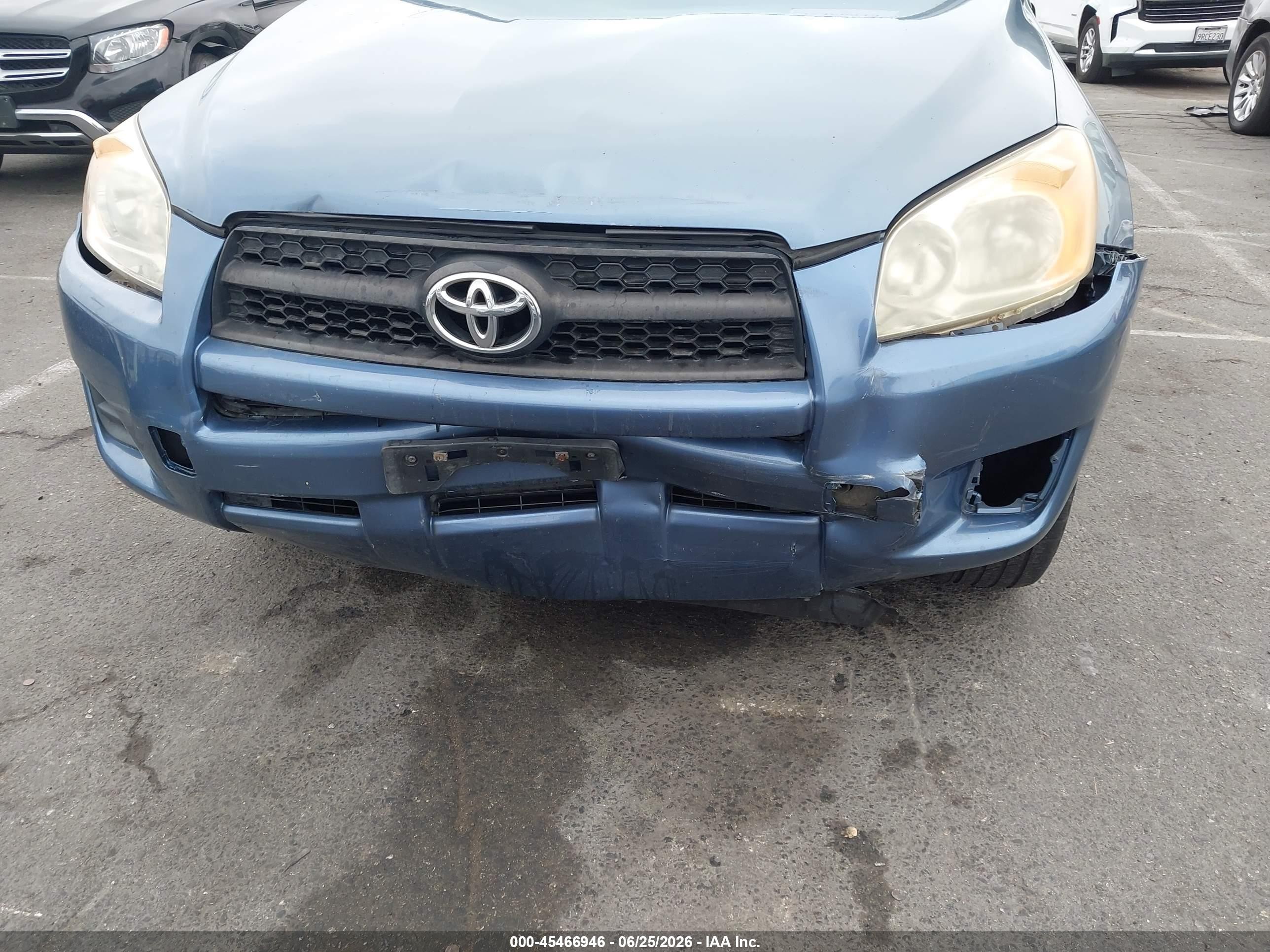 2009 Toyota Rav4   Blue vin: JTMZF35V695006719