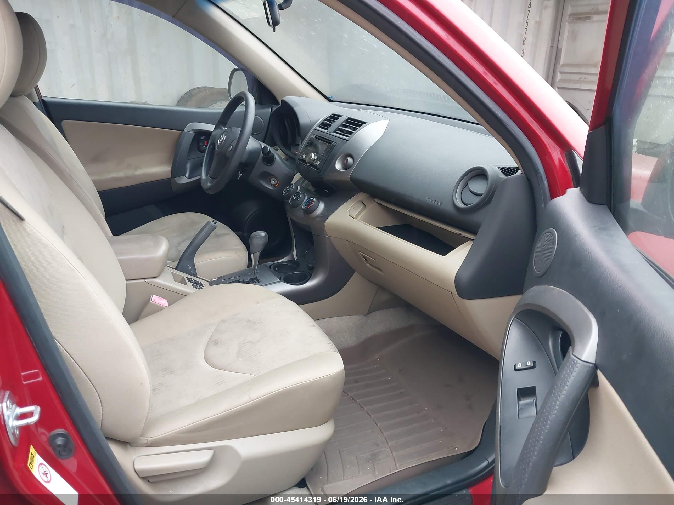 2010 Toyota Rav4   Red vin: JTMZF4DV0A5022538