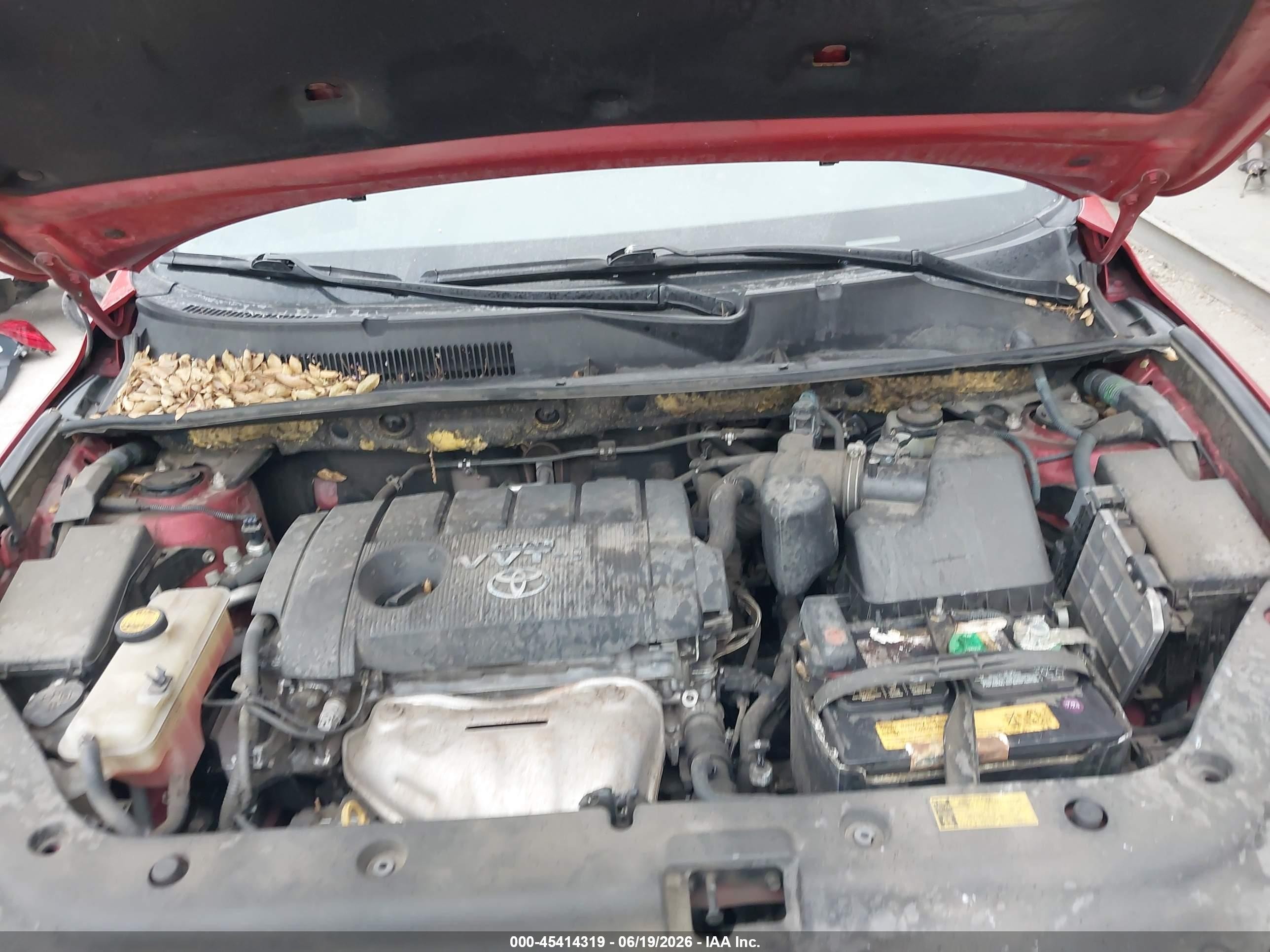 2010 Toyota Rav4   Red vin: JTMZF4DV0A5022538
