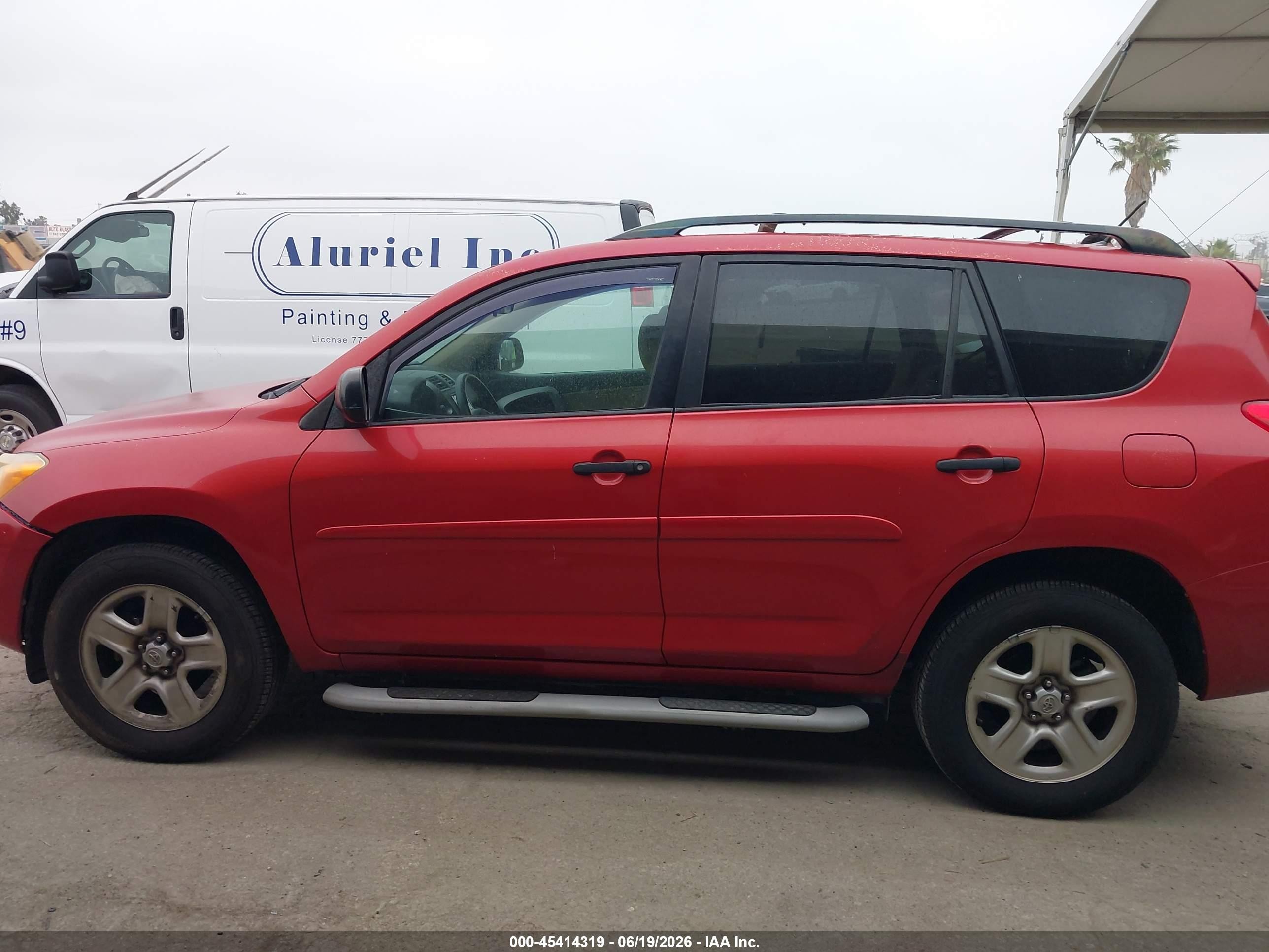 2010 Toyota Rav4   Red vin: JTMZF4DV0A5022538