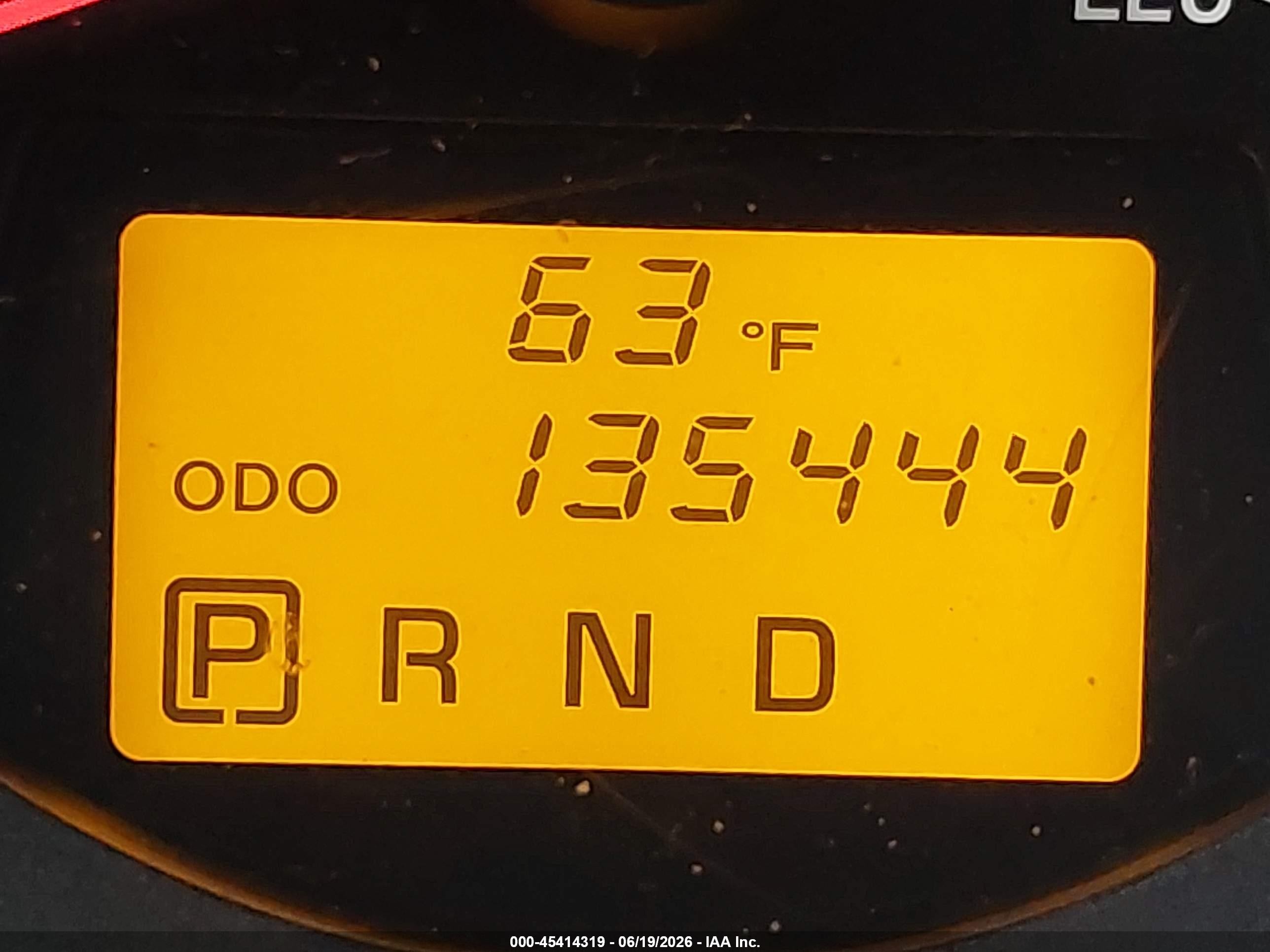 2010 Toyota Rav4   Red vin: JTMZF4DV0A5022538