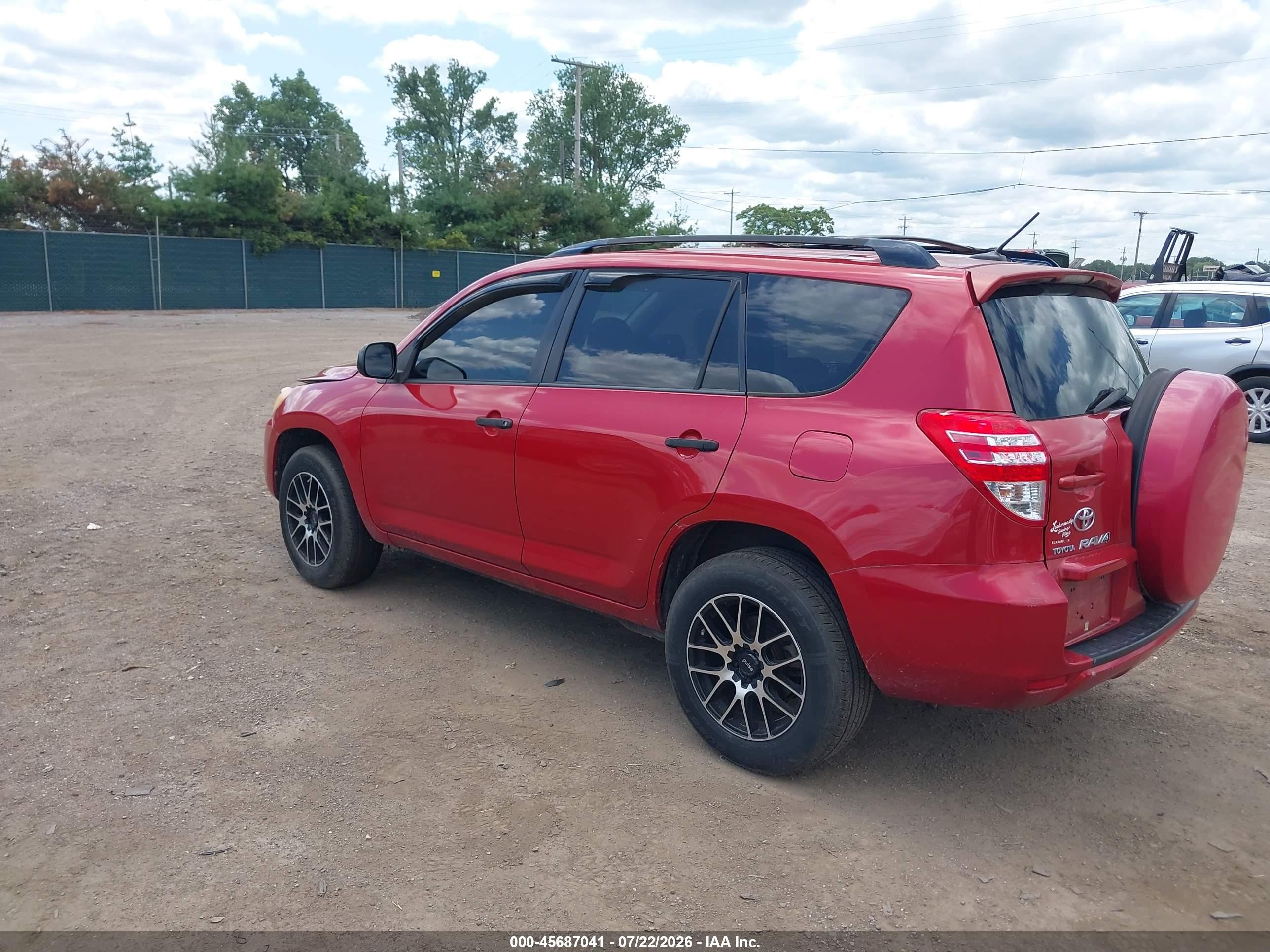 2010 Toyota Rav4 Red vin: JTMZF4DV0AD016020