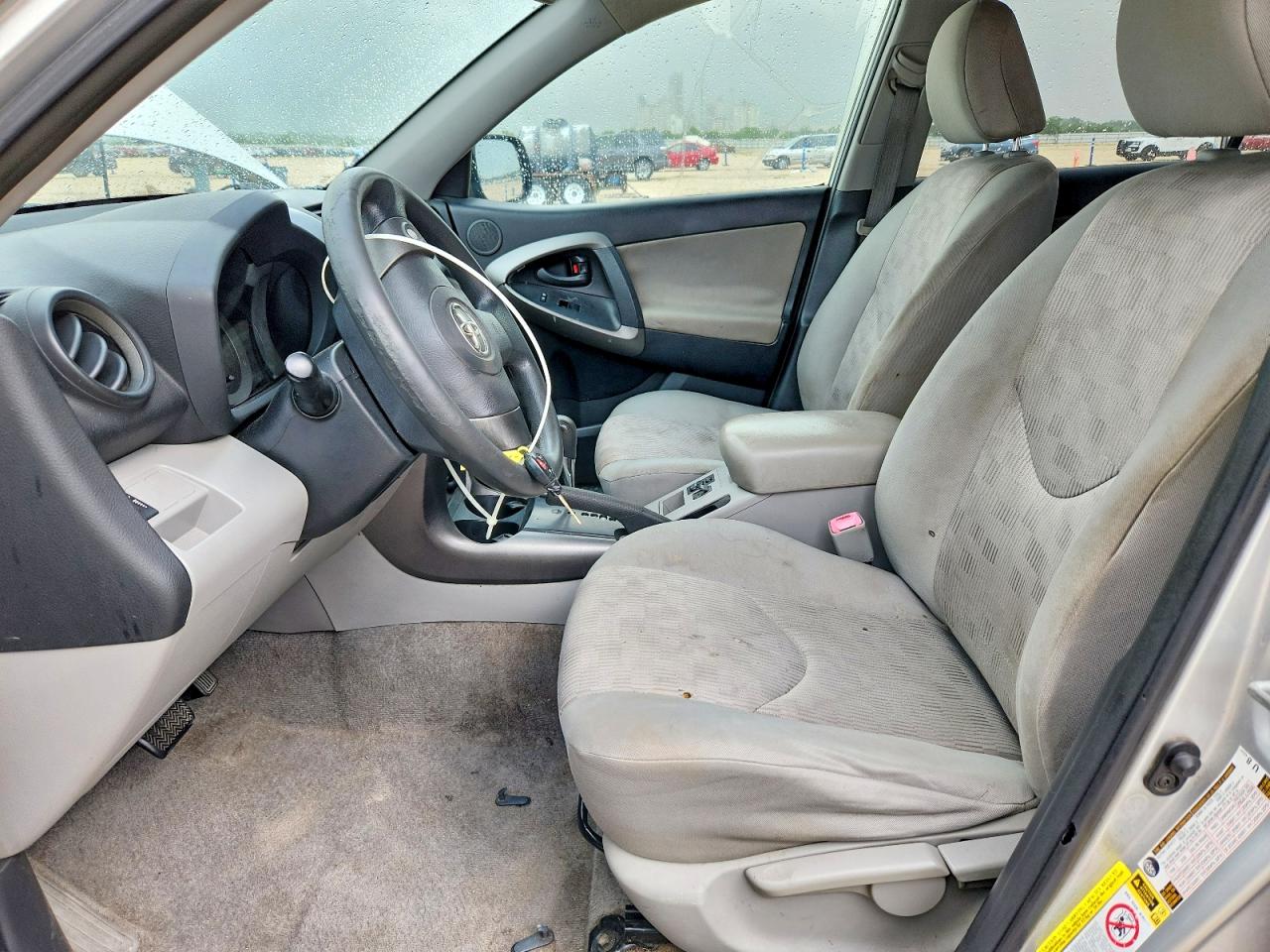 2011 Toyota Rav4 Base Silver vin: JTMZF4DV0B5032844