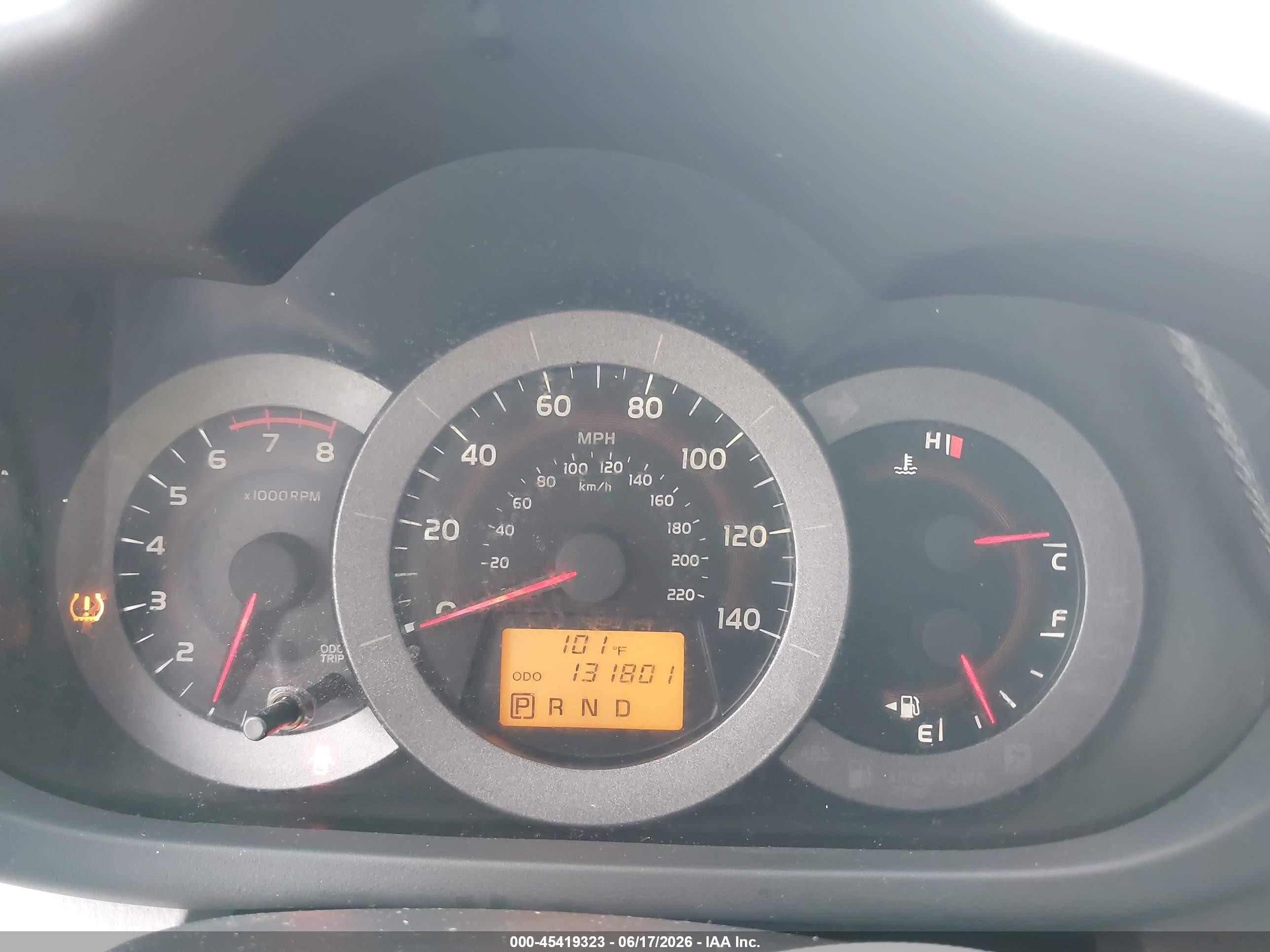 2010 Toyota Rav4   Silver vin: JTMZF4DV1A5017431