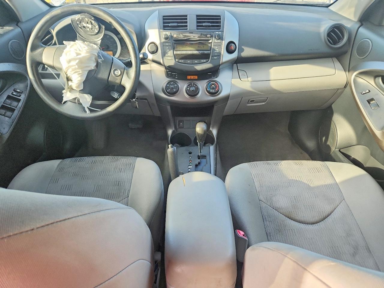 2010 Toyota Rav4 Base Silver vin: JTMZF4DV1AD026684