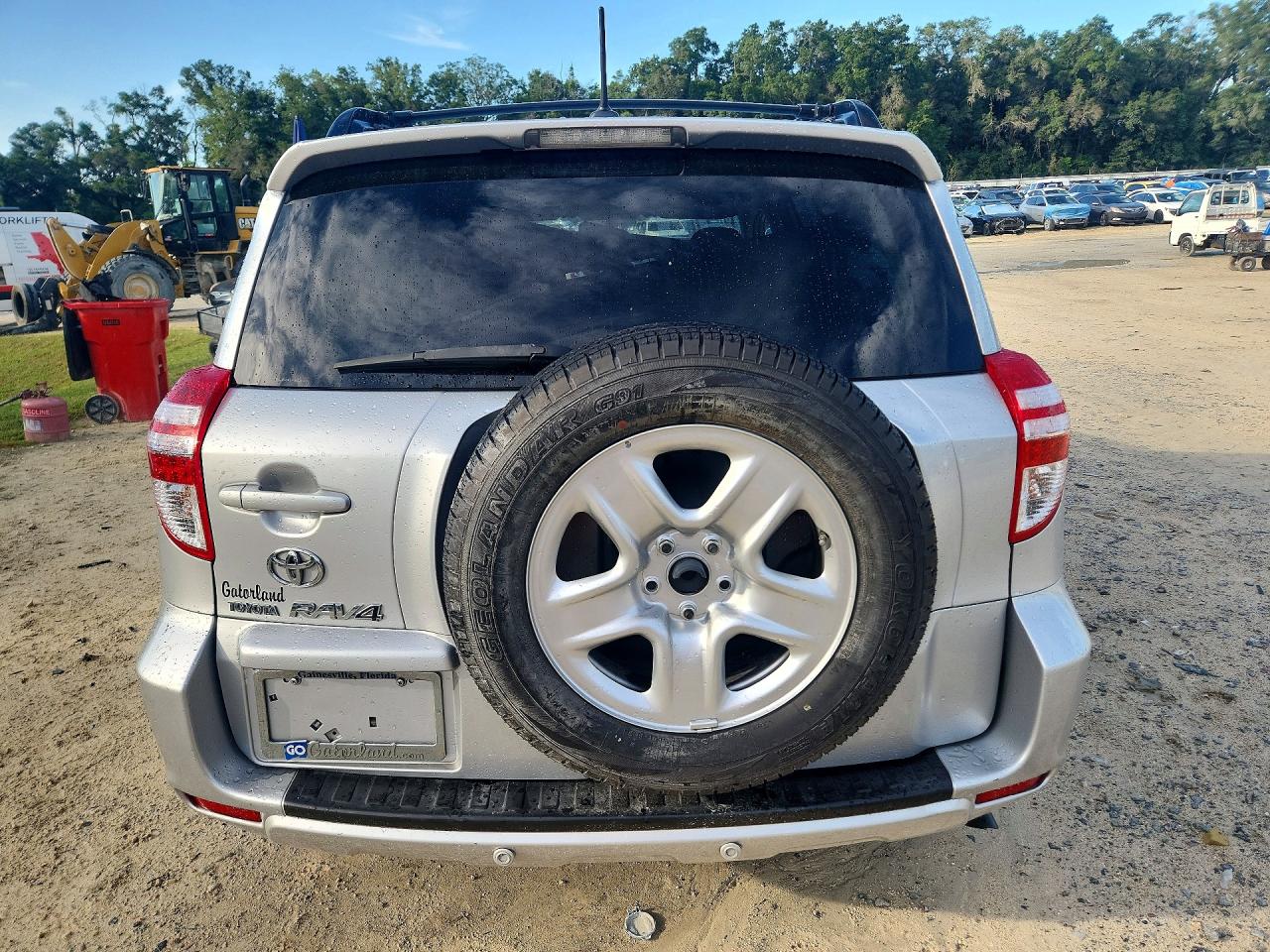 2010 Toyota Rav4 Base Silver vin: JTMZF4DV1AD026684
