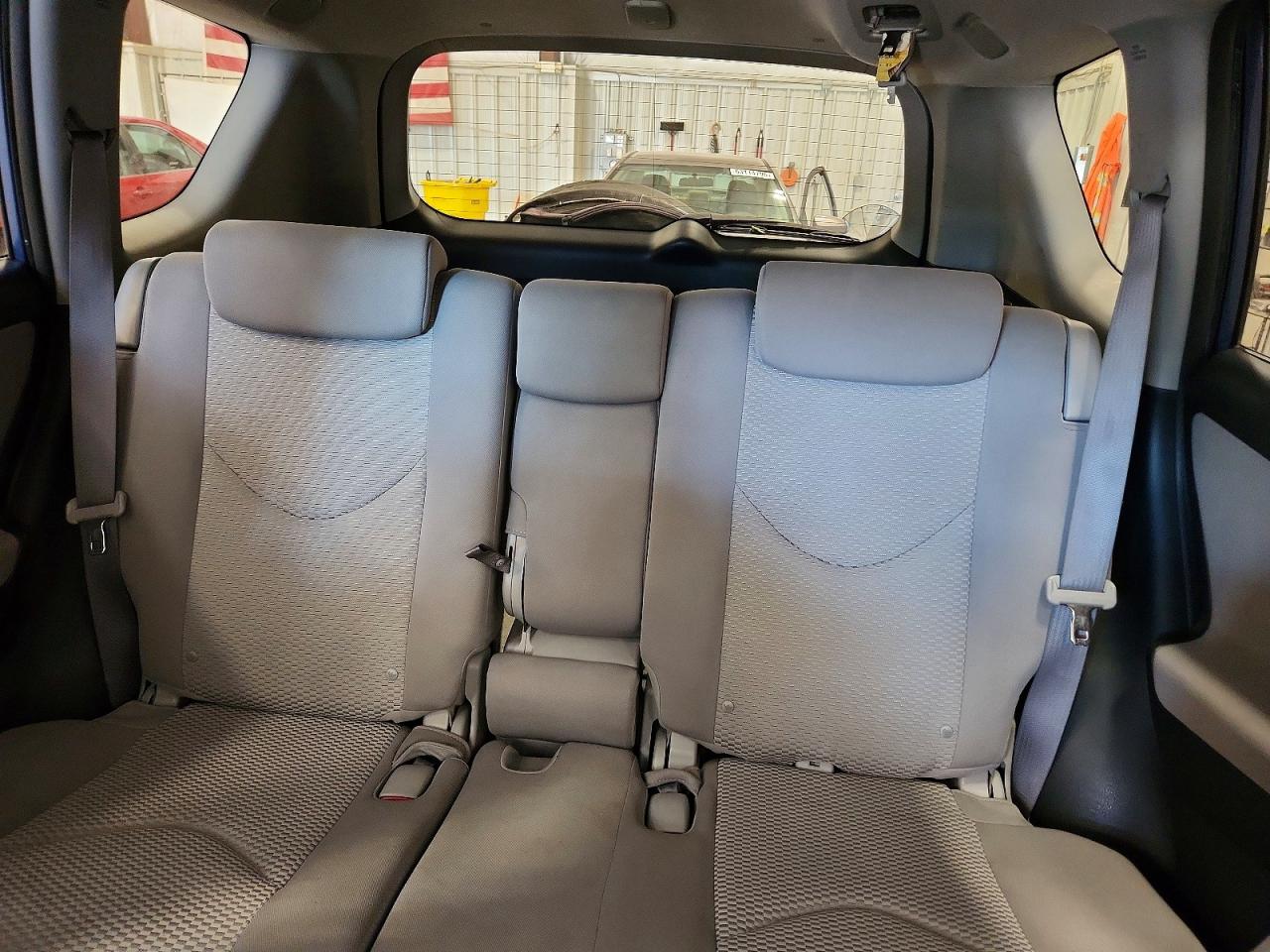 2011 Toyota Rav4 Base Blue vin: JTMZF4DV1B5037051