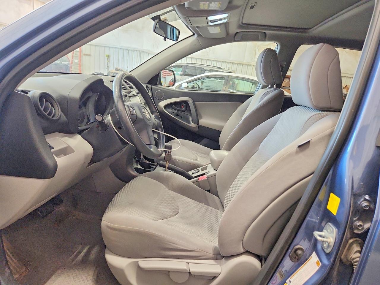 2011 Toyota Rav4 Base Blue vin: JTMZF4DV1B5037051