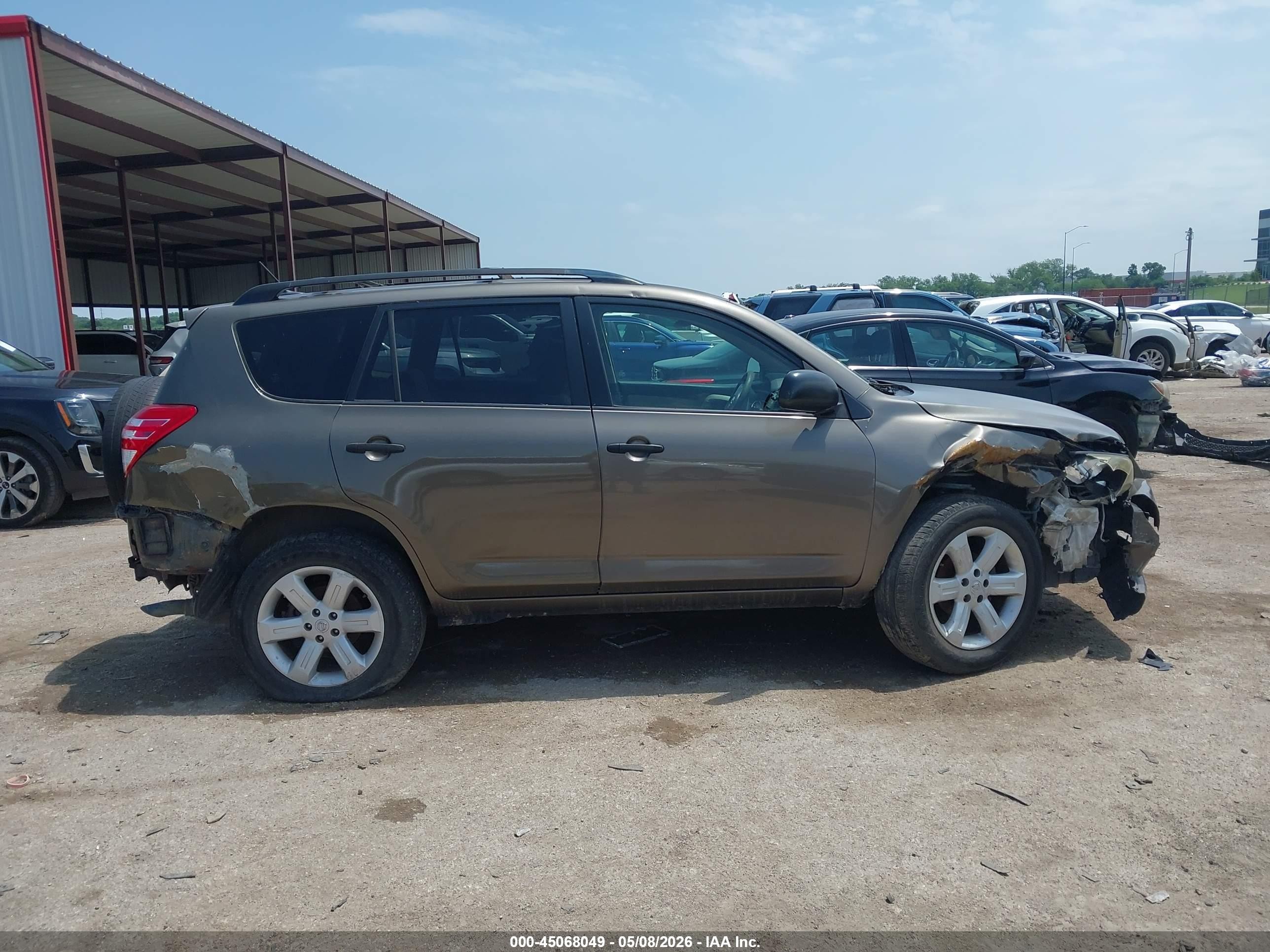 2010 Toyota Rav4   Gold vin: JTMZF4DV2A5015266