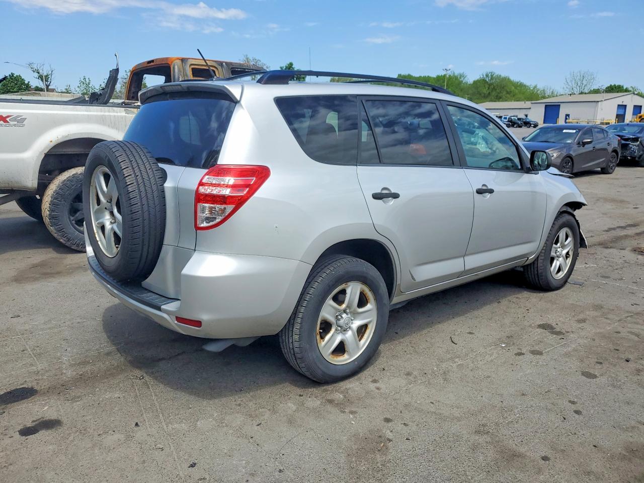 2010 Toyota Rav4 Base Silver vin: JTMZF4DV2AD028864