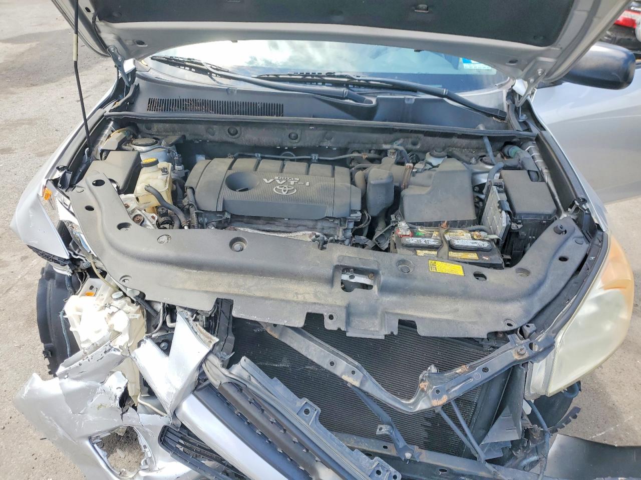2010 Toyota Rav4 Base Silver vin: JTMZF4DV2AD028864