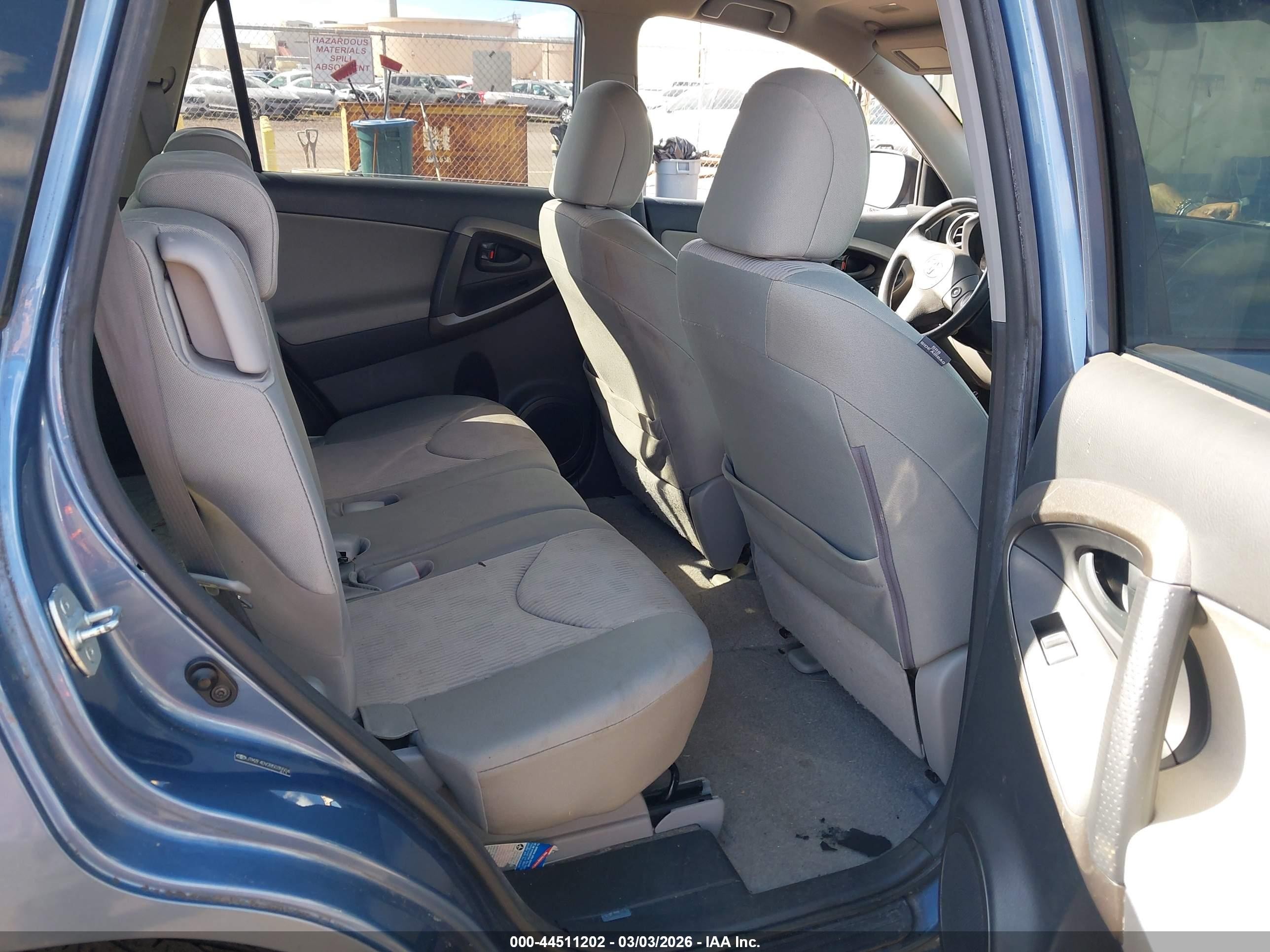 2011 Toyota Rav4   Blue vin: JTMZF4DV2B5035504