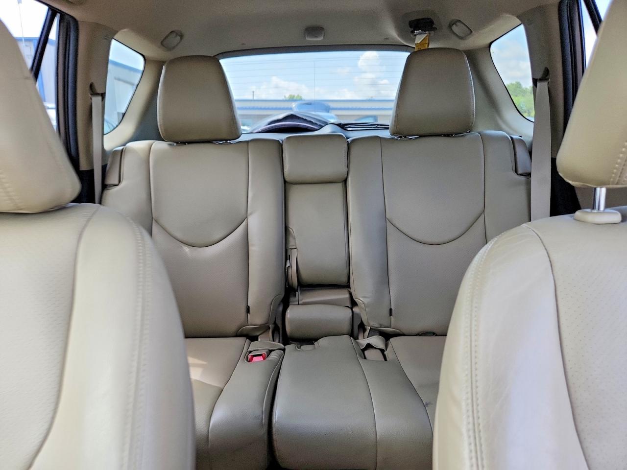 2012 Toyota Rav4 Base Tan vin: JTMZF4DV2C5045760