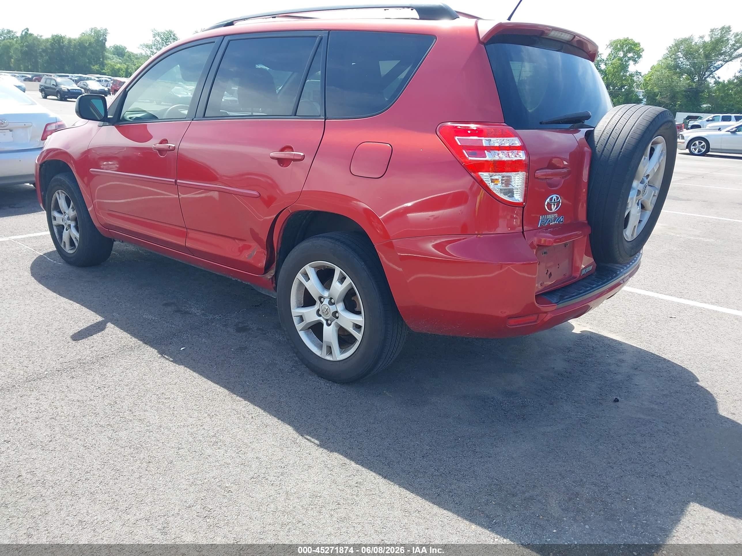 2012 Toyota Rav4   Red vin: JTMZF4DV2C5046343