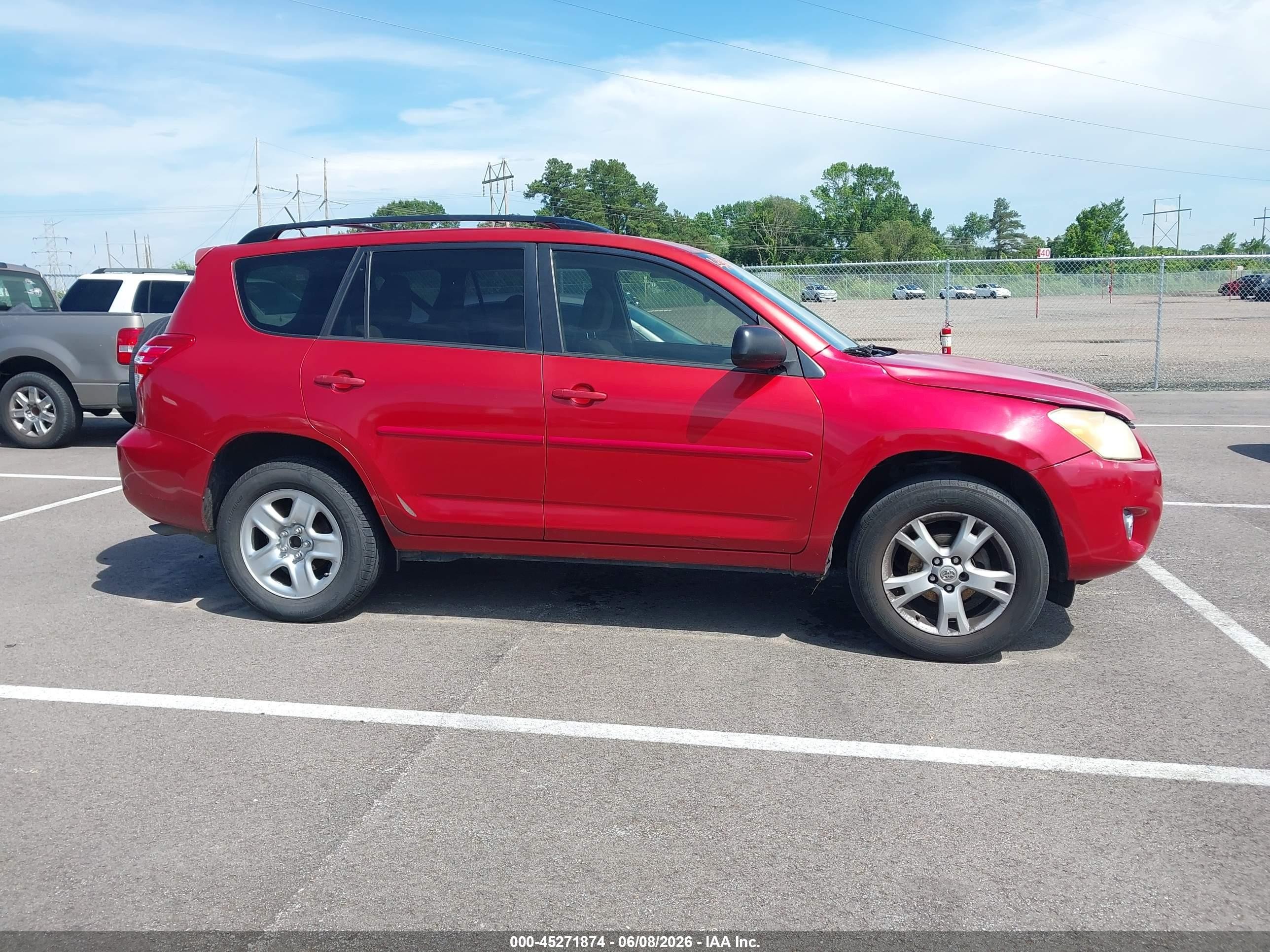 2012 Toyota Rav4   Red vin: JTMZF4DV2C5046343